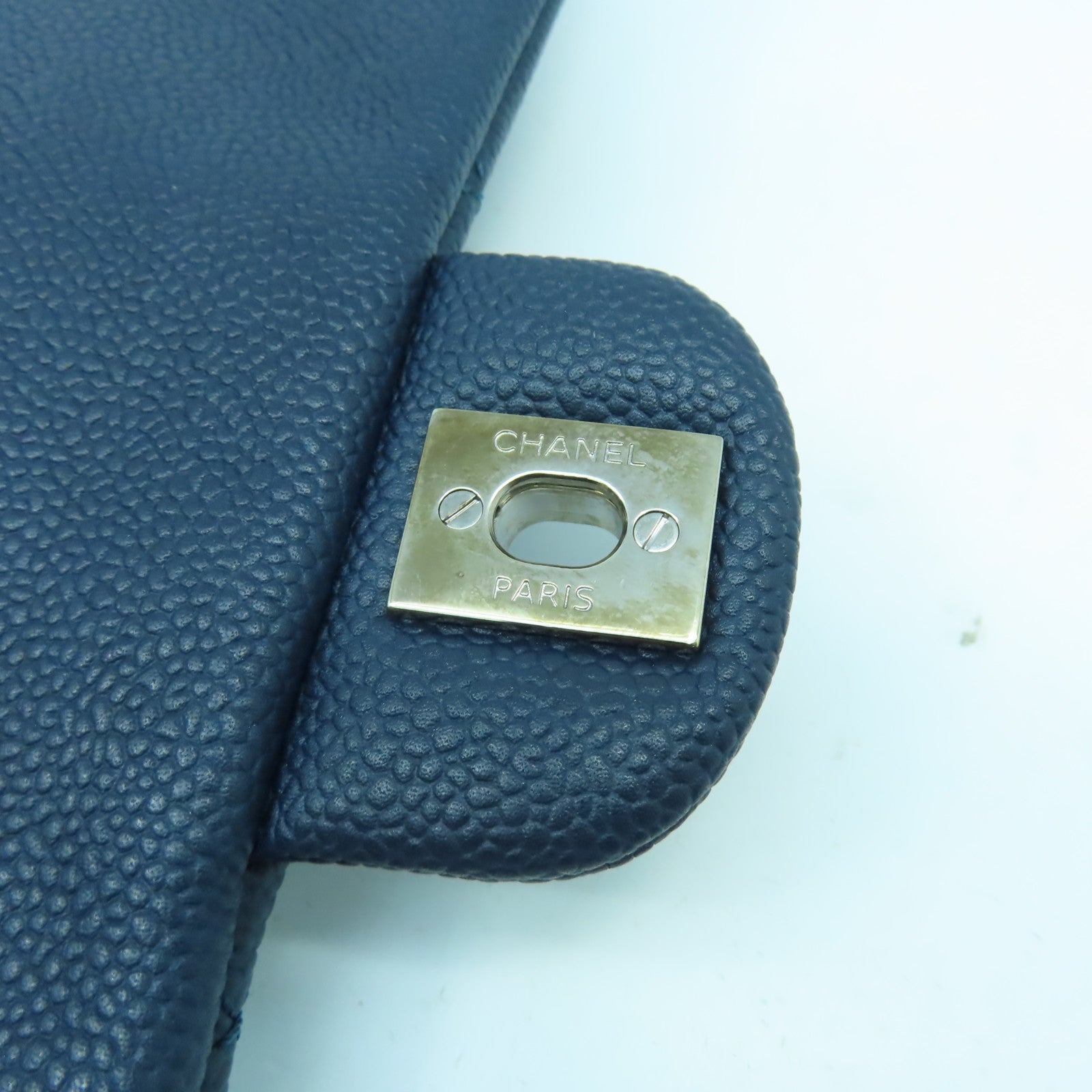 CHANEL 菱格牛皮皮革Chain Shoulder銀扣鏈帶肩背袋藍色