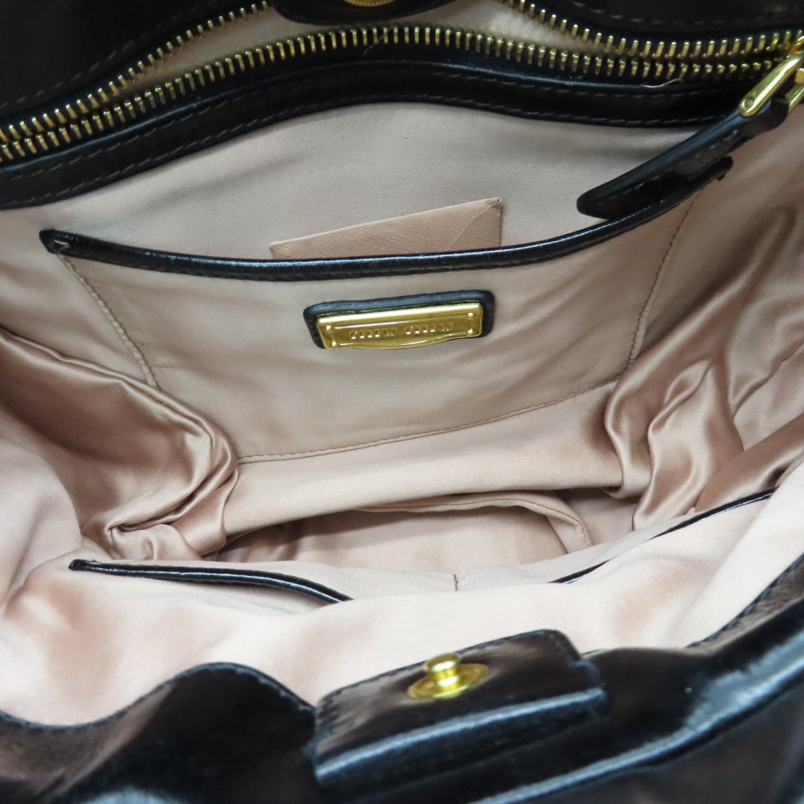 Miu Miu Sheepskin Leather Shoulder Bag Gold Buckle Handle Shoulder Bag Black