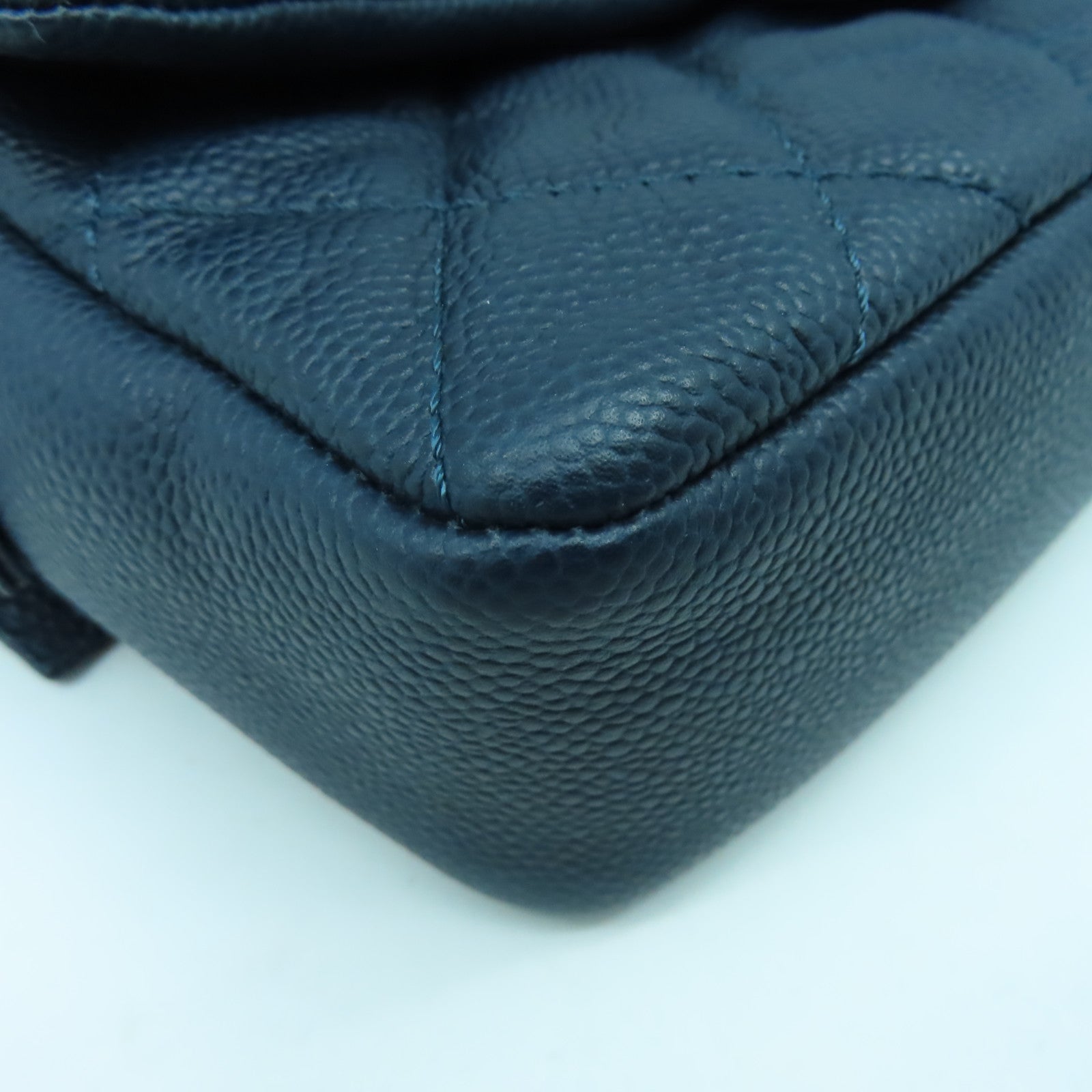 CHANEL 菱格牛皮皮革Chain Shoulder銀扣鏈帶肩背袋藍色