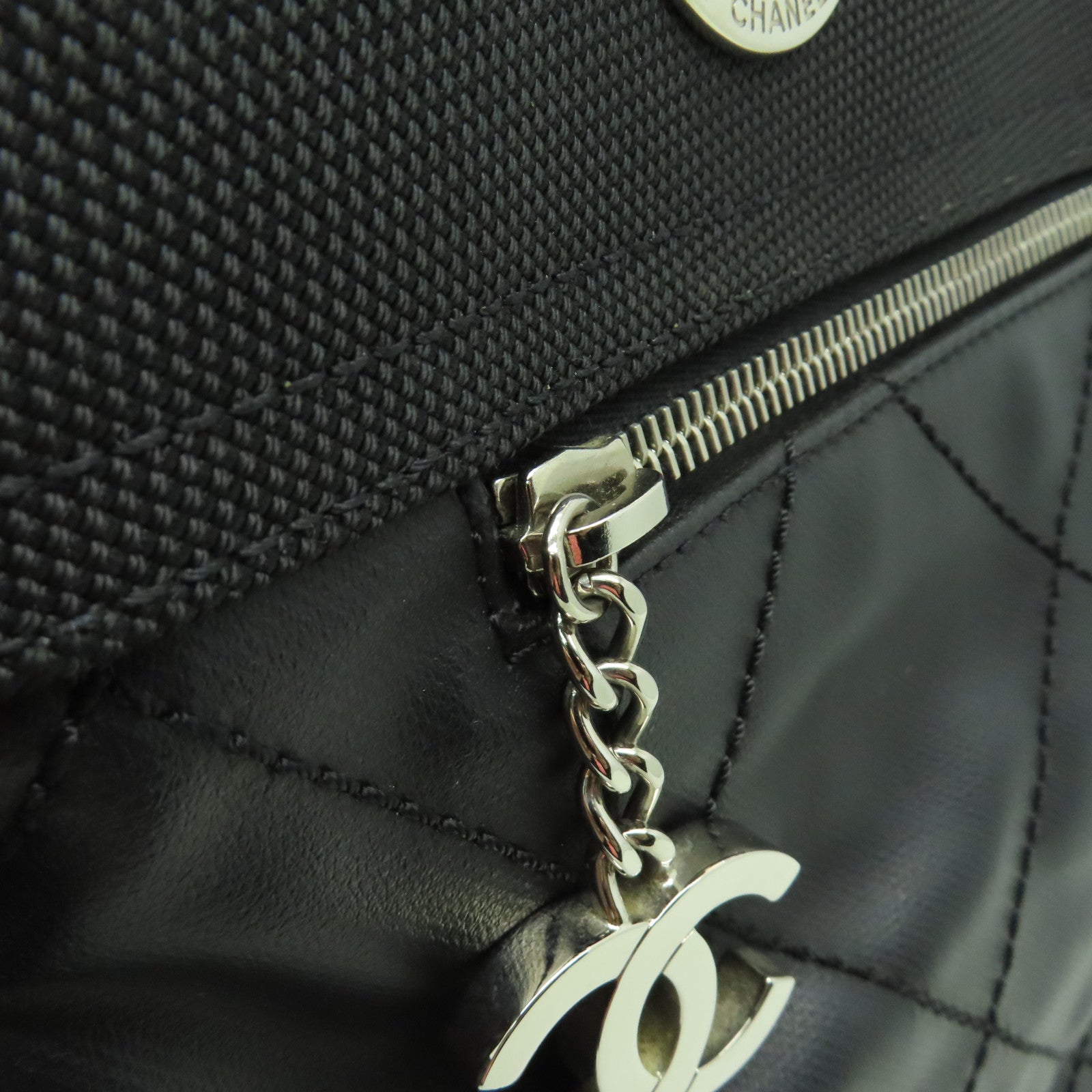 CHANEL 菱格皮革/帆布Shoulder Bag銀扣肩背袋黑色