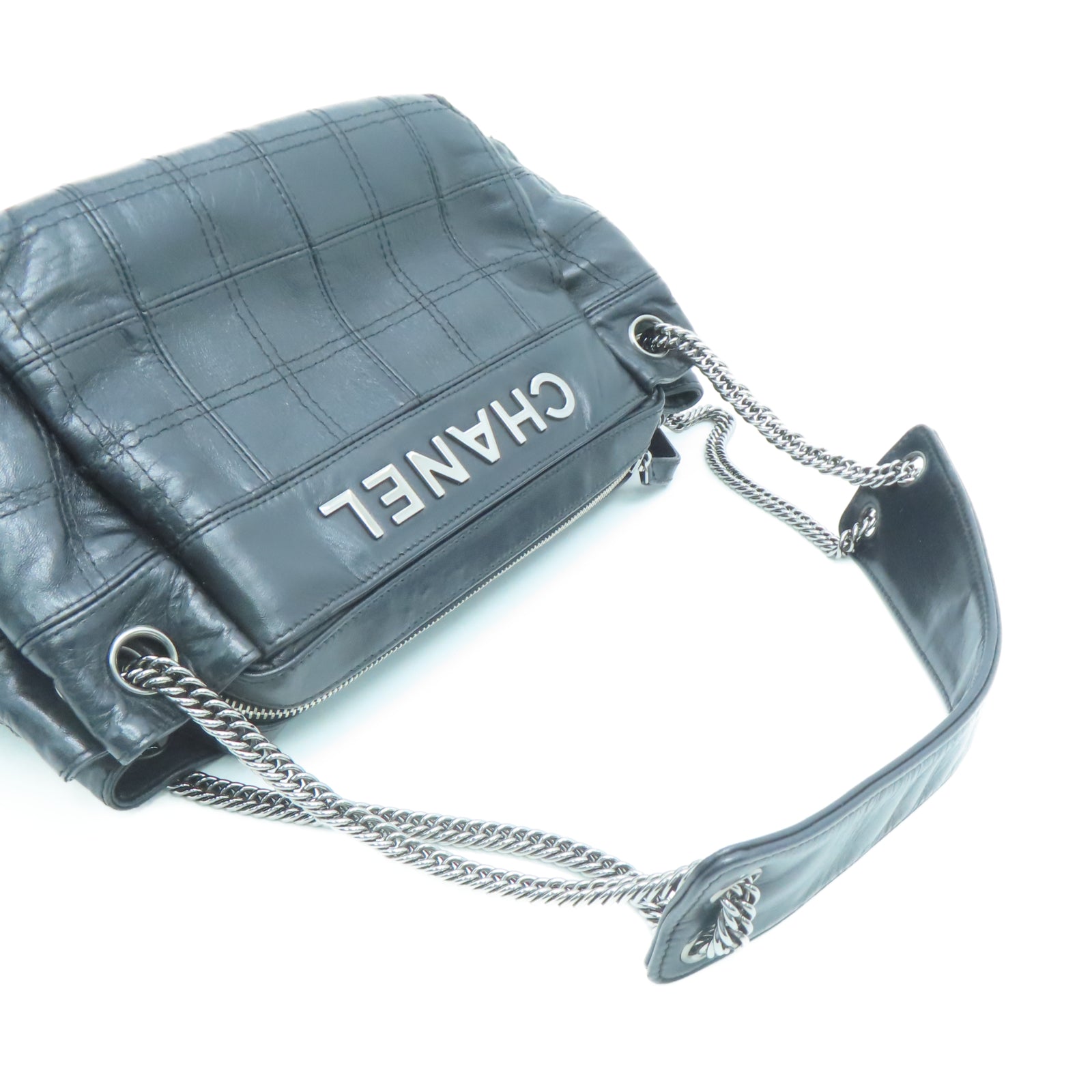 CHANEL 牛皮皮革Shoulder Bag銀扣鏈帶肩背袋黑色