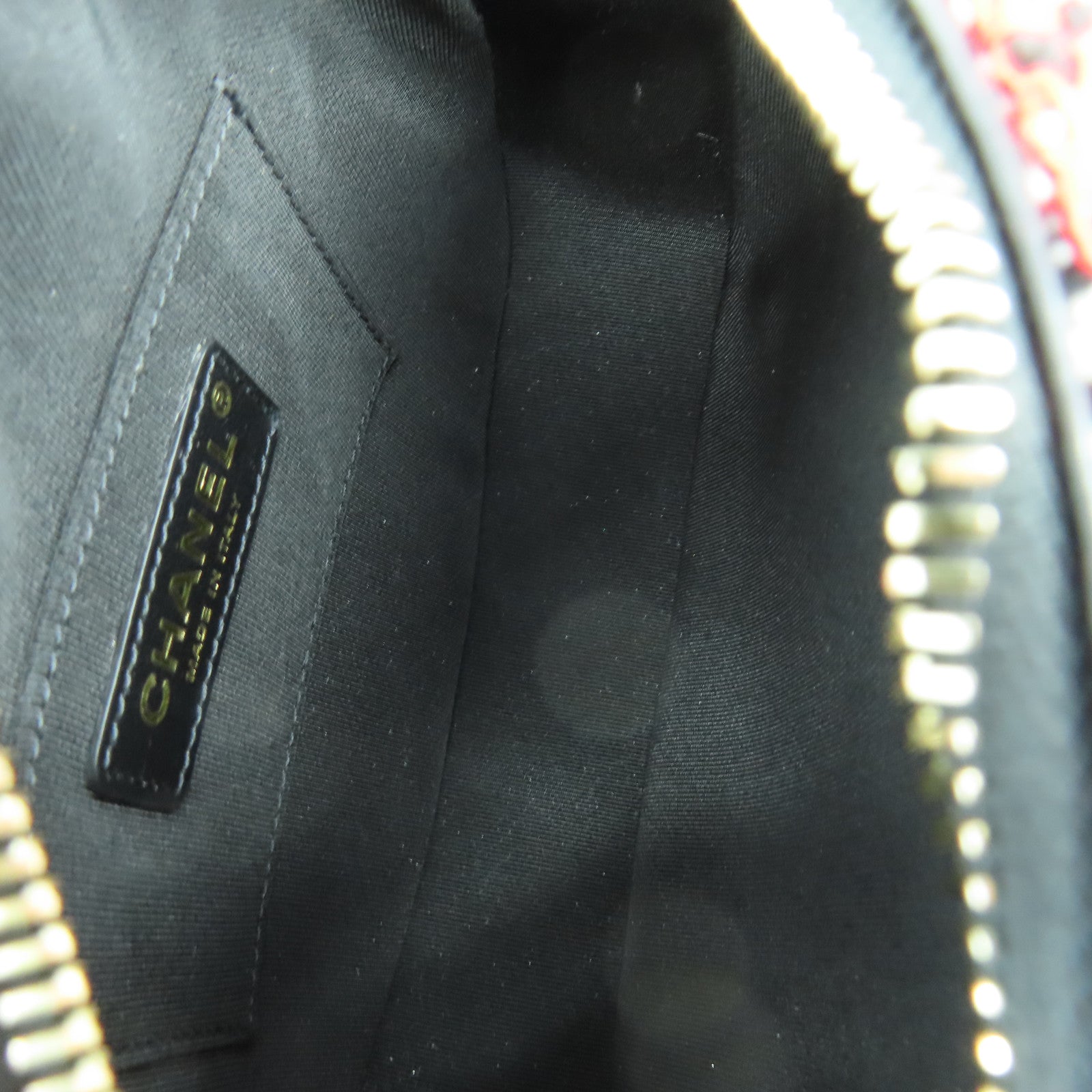 CHANEL 斜紋軟呢Chain Shoulder金扣鏈帶肩背袋紅色/黑色
