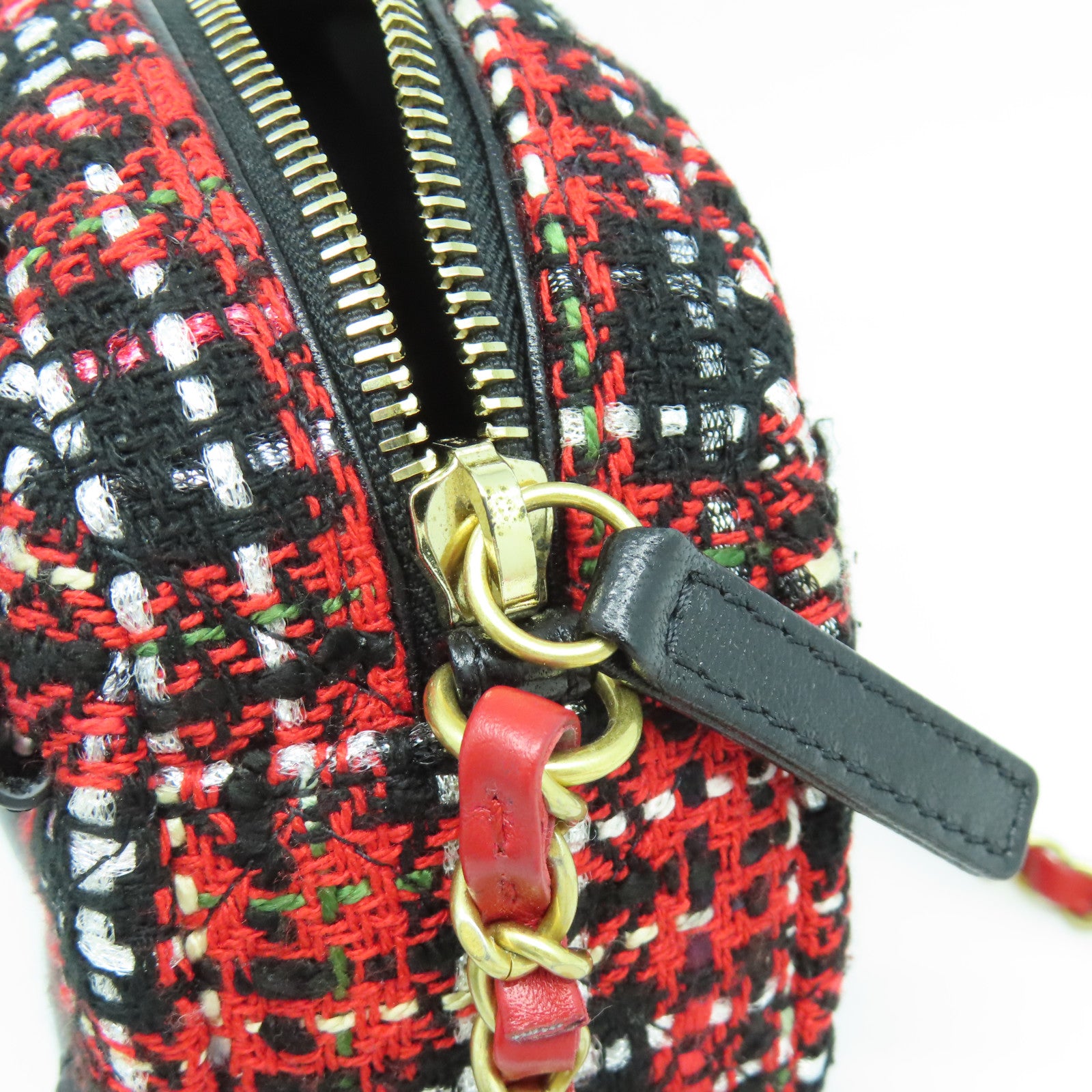 CHANEL 斜紋軟呢Chain Shoulder金扣鏈帶肩背袋紅色/黑色