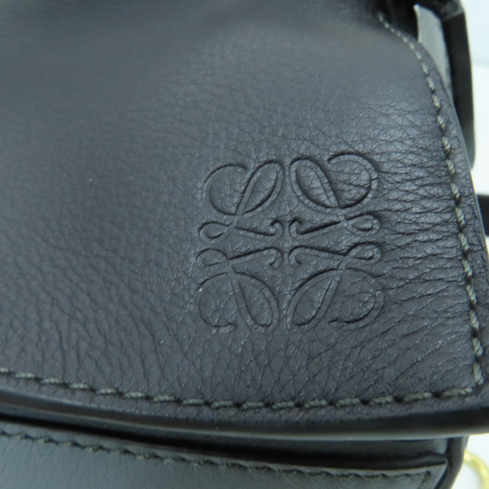 LOEWE 牛皮皮革Puzzle 29cm金扣肩背袋彩色