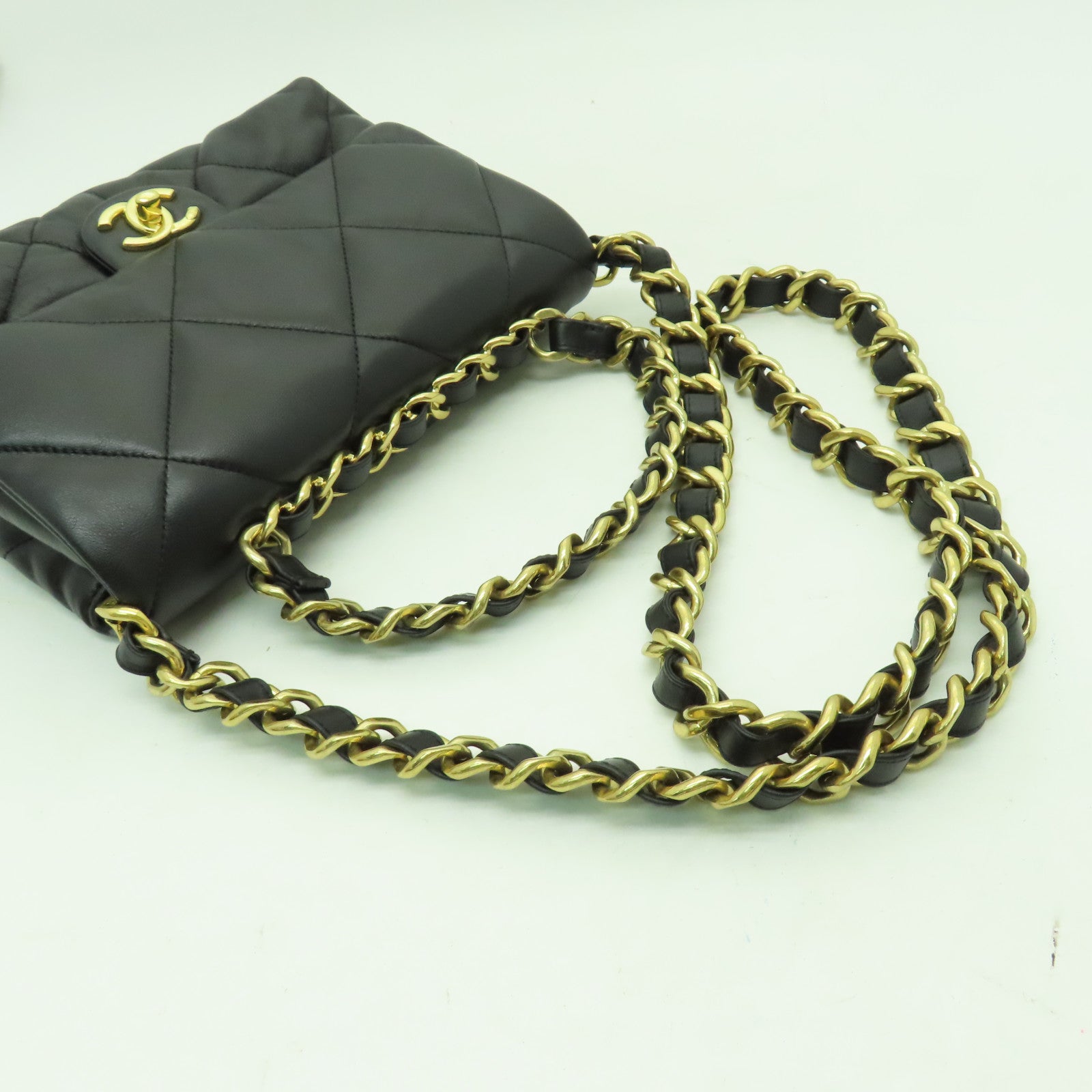 CHANEL 菱格羊皮皮革Chain Shoulder金扣手挽肩背兩用袋黑色