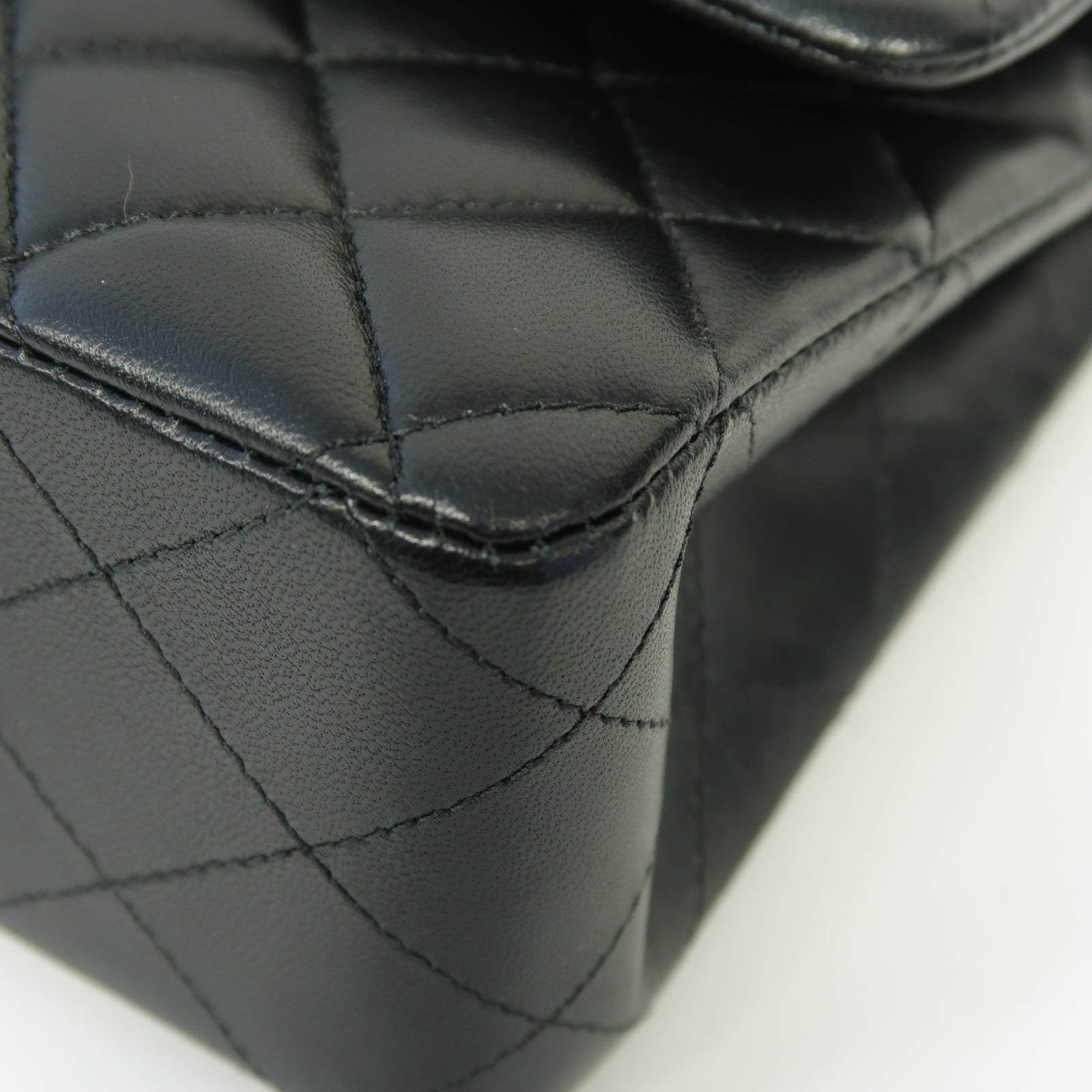 CHANEL 菱格羊皮皮革Classic 25金扣鏈帶肩背袋黒色