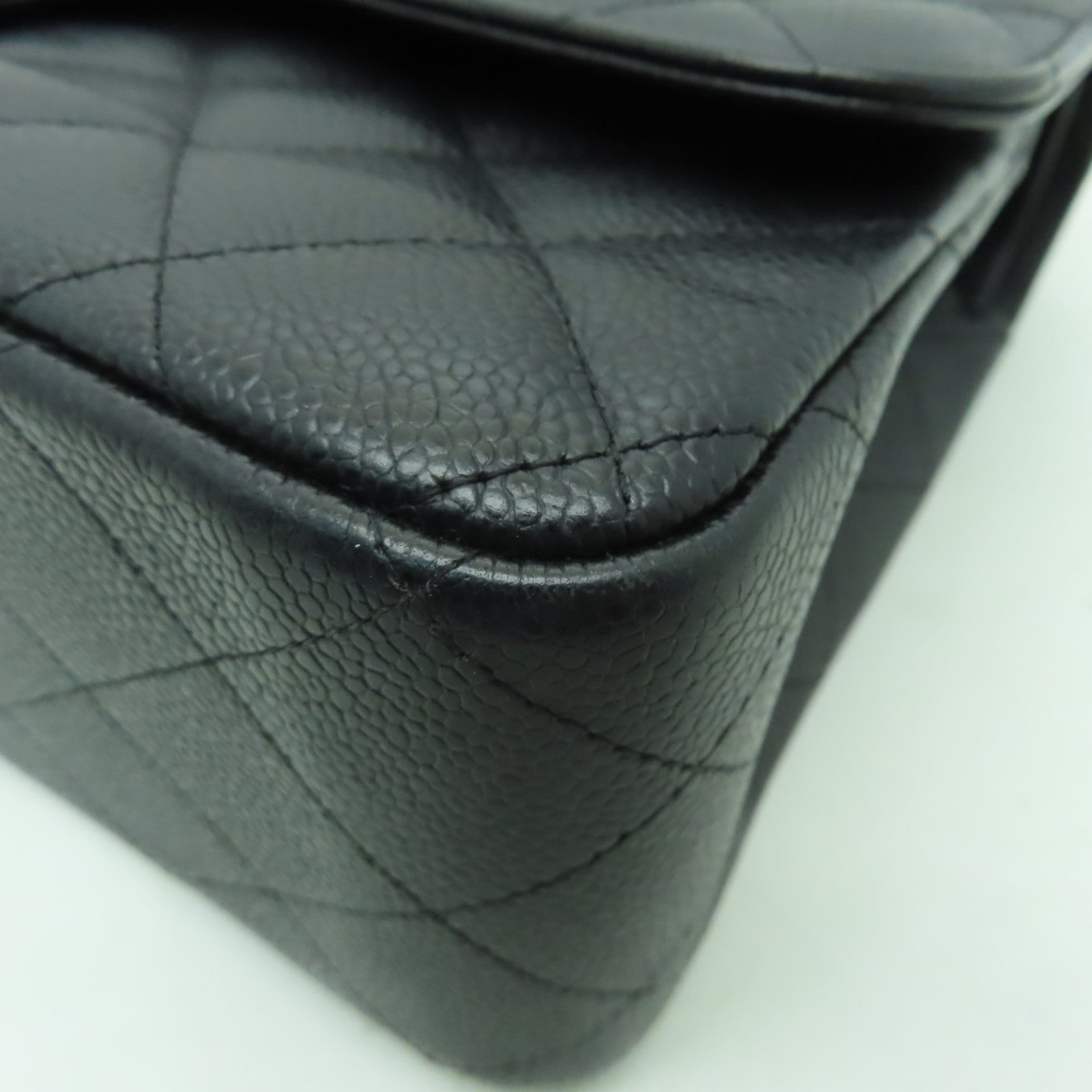 CHANEL 菱格Caviar皮革Classic 30銀扣鏈帶肩背袋黒色