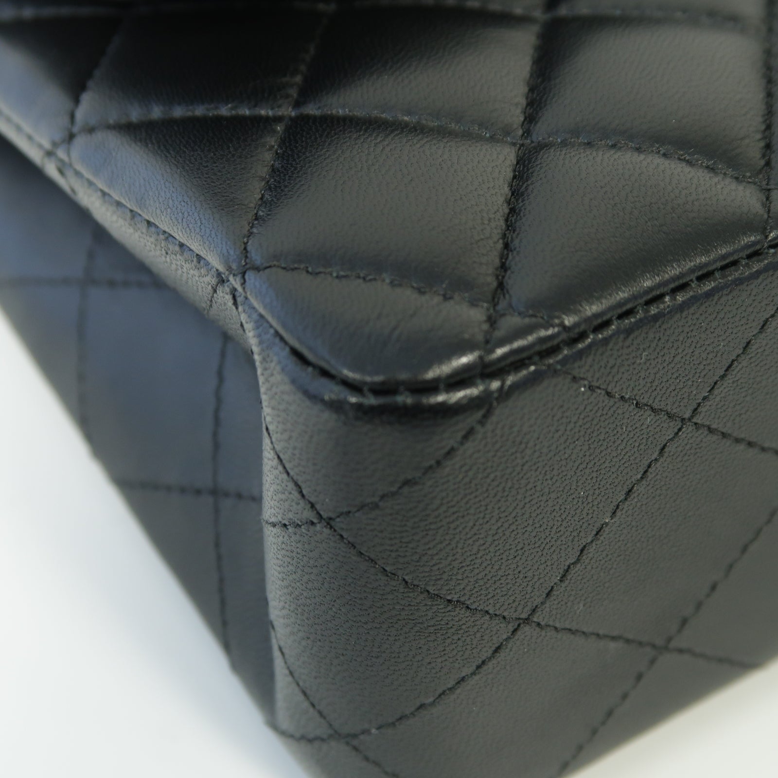 CHANEL 菱格羊皮皮革Classic 25金扣鏈帶肩背袋黒色