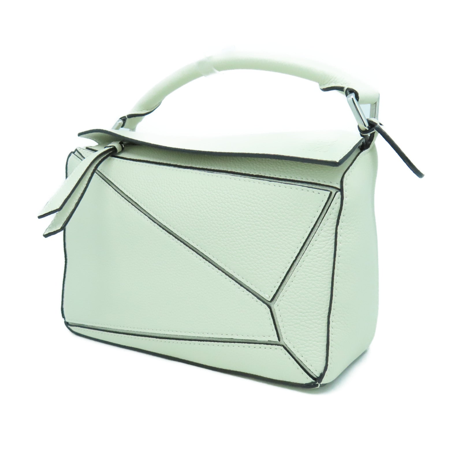 LOEWE 牛皮皮革Puzzle PM銀扣手挽肩背兩用袋白色