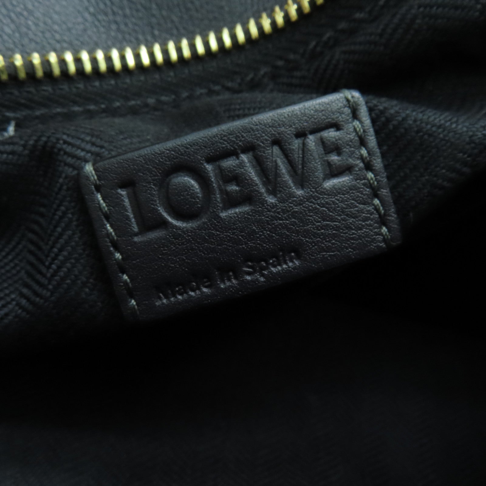 LOEWE 牛皮皮革Puzzle 29cm金扣肩背袋彩色
