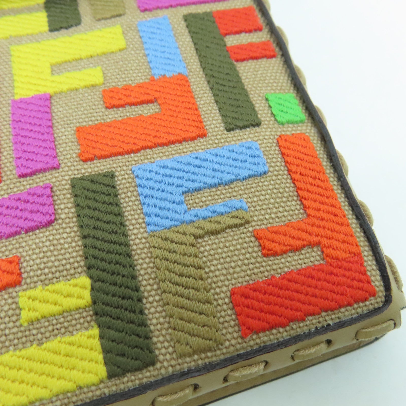 FENDI 帆布/皮革Phone Case金扣手機袋米色/彩色