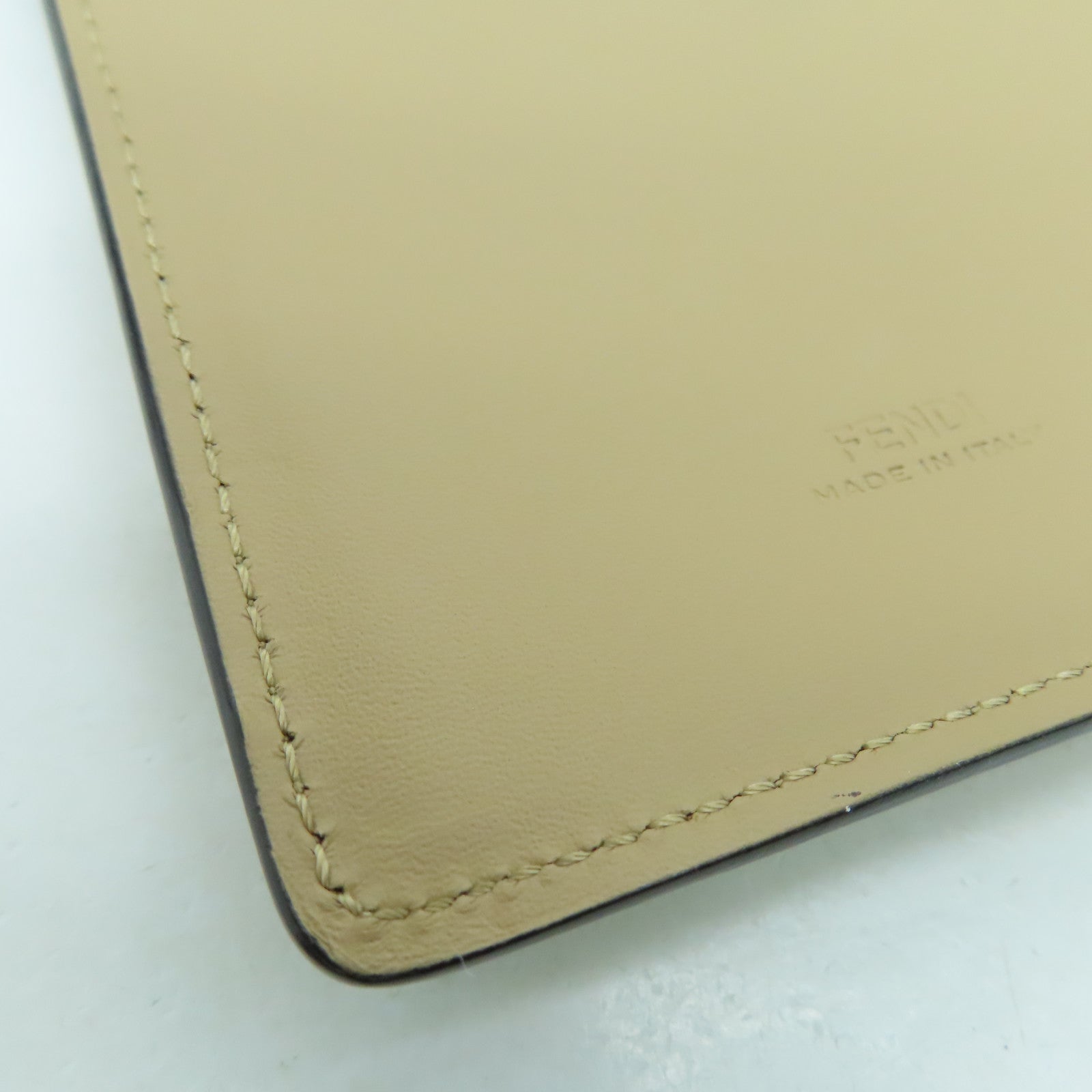 FENDI 帆布/皮革Phone Case金扣手機袋米色/彩色