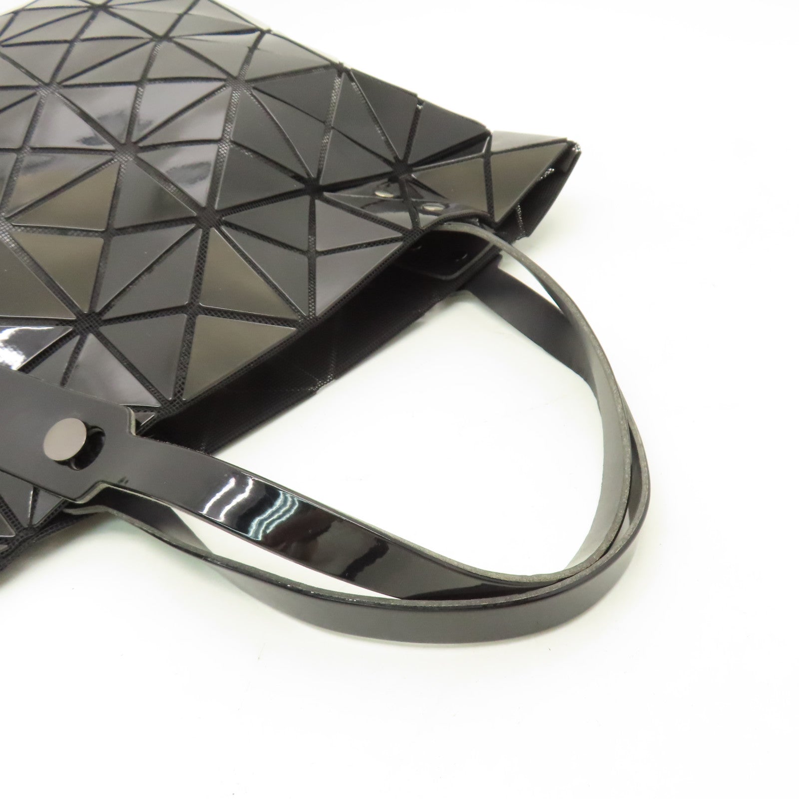 ISSEY MIYAKE PVC Issey Miyake黑扣手挽袋黑色