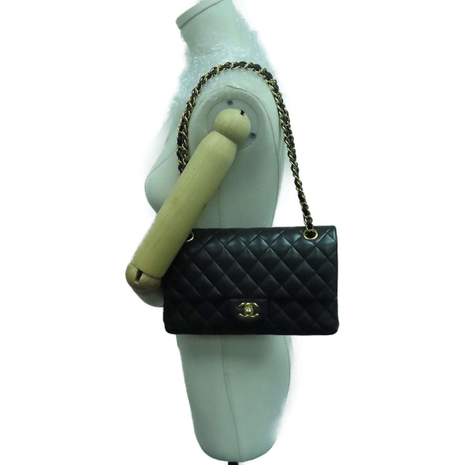 CHANEL 菱格羊皮皮革Classic Medium Bag金扣链带肩背袋黑色