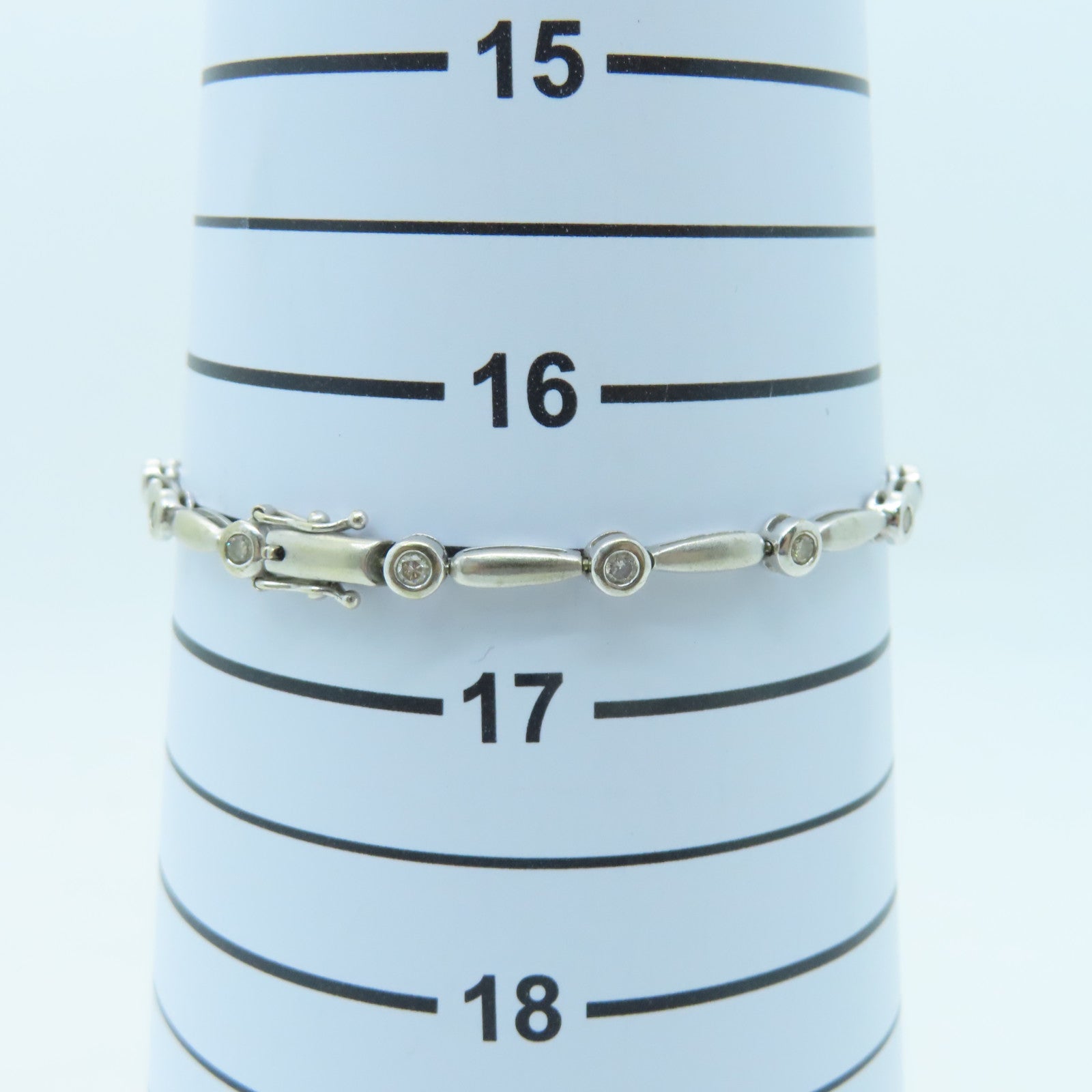 JEWELRY 【激減優惠】18K白金Diamond Bracelet鑽石手環