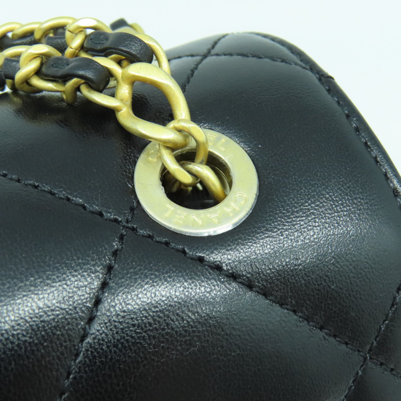 CHANEL 菱格羊皮皮革Backpack金扣背包黑色