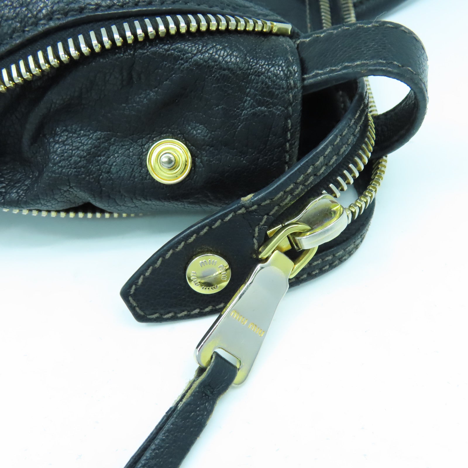 Miu Miu 牛皮皮革2 Way Shoulder金扣手挽肩背兩用袋黑色