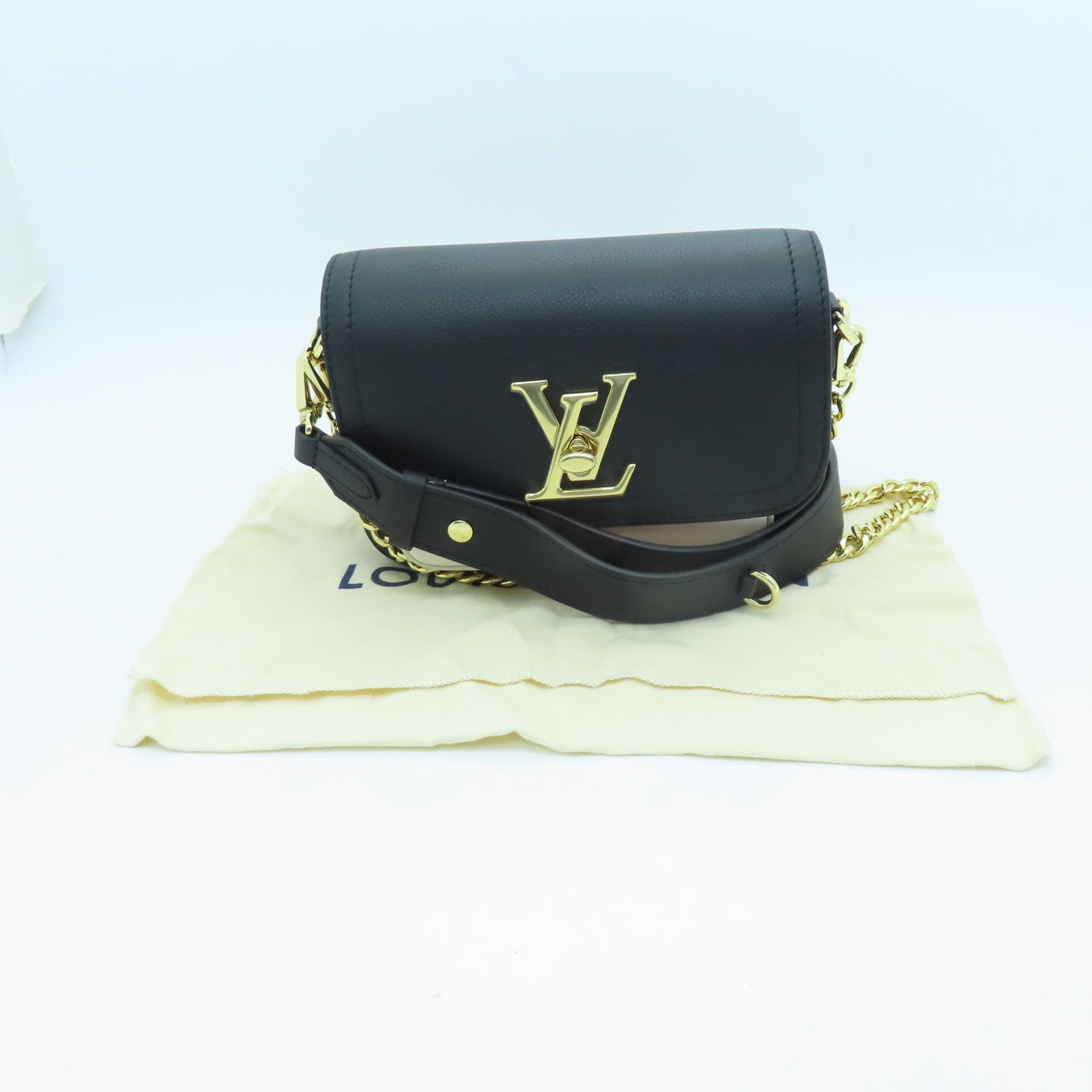 LOUIS VUITTON 牛皮皮革Lockme Tender金扣肩背袋黑色
