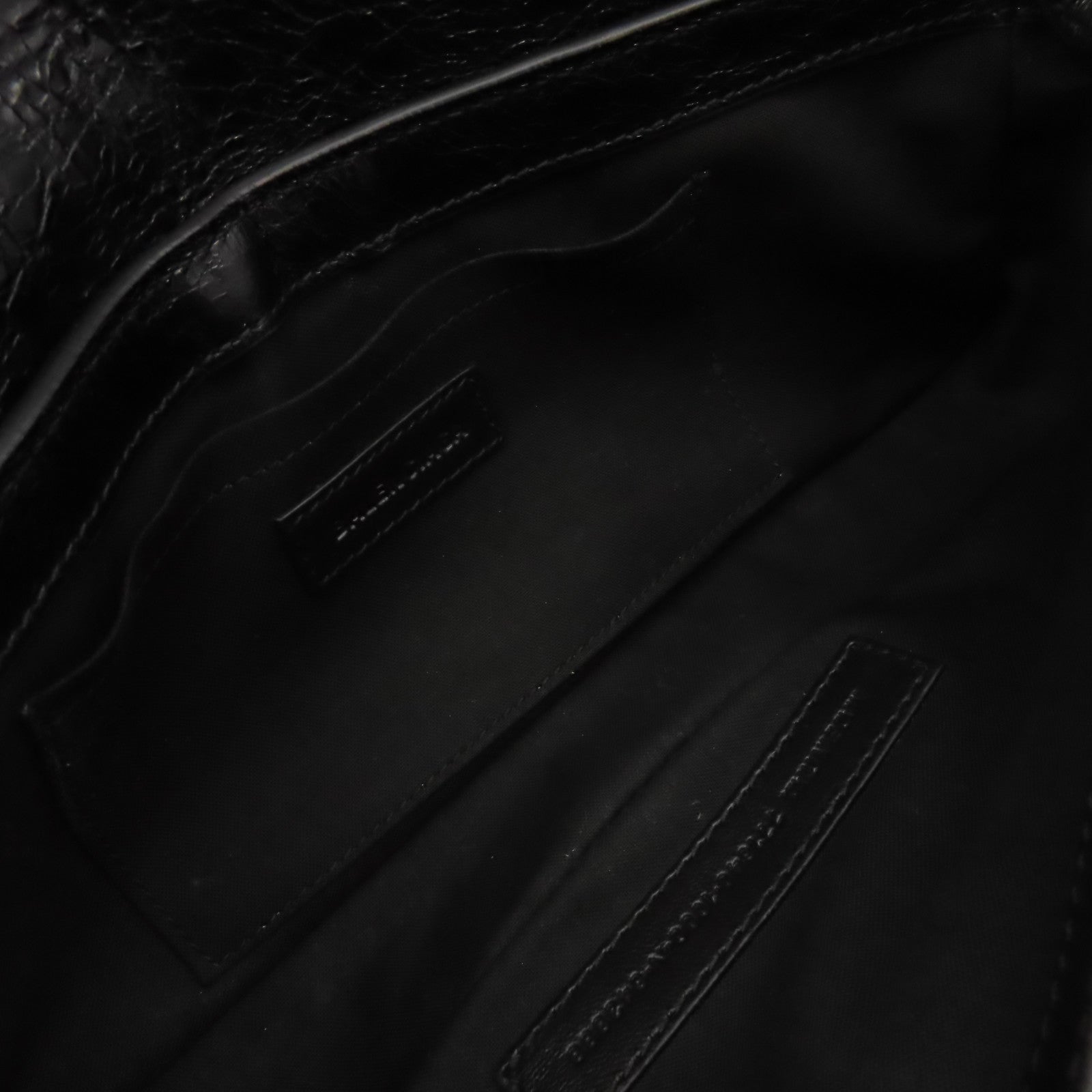 BALENCIAGA 牛皮皮革Le Cagole Small Sling Bag銀扣肩背袋黑色
