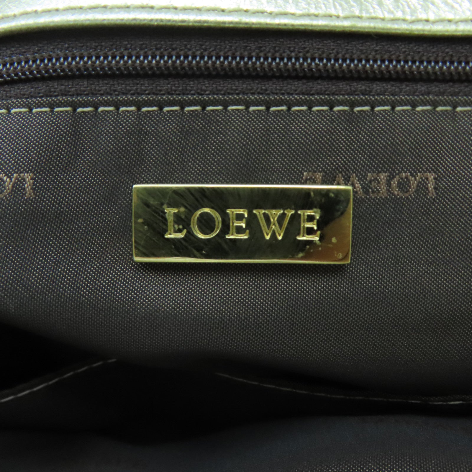 LOEWE 羊皮皮革Hand Bag金扣手挽袋金色