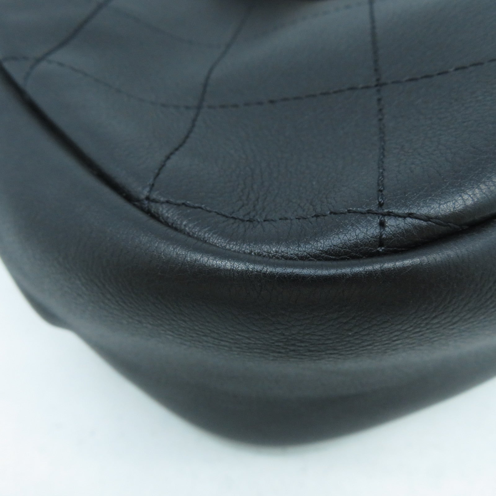 CHANEL 菱格牛皮皮革Chain Shoulder Bag金扣鏈帶肩背袋黑色