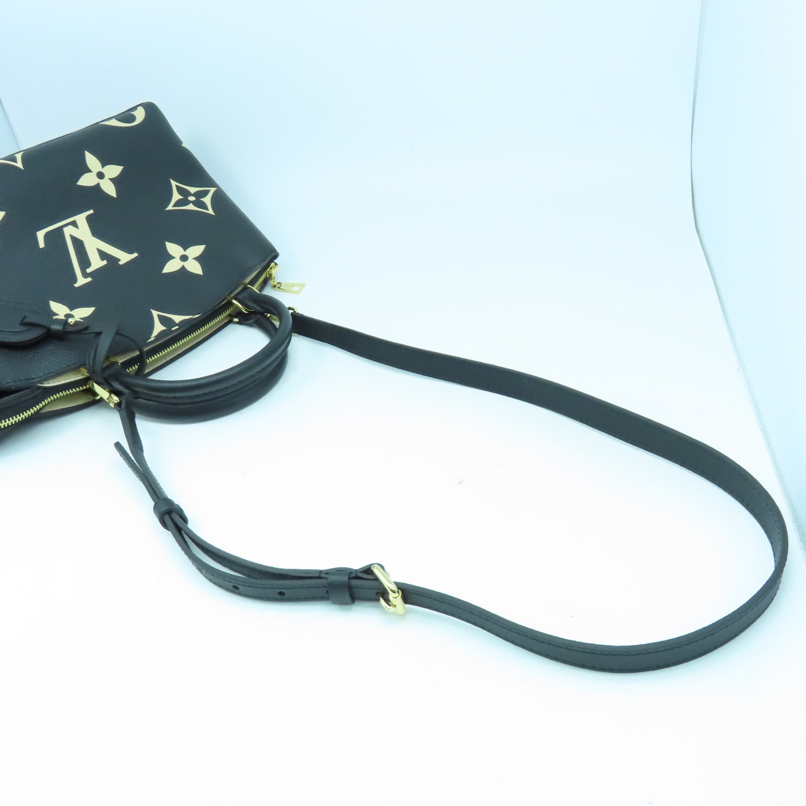 LOUIS VUITTON Monogram Empreinte Petit Palais金扣手挽肩背兩用袋黑色/米色