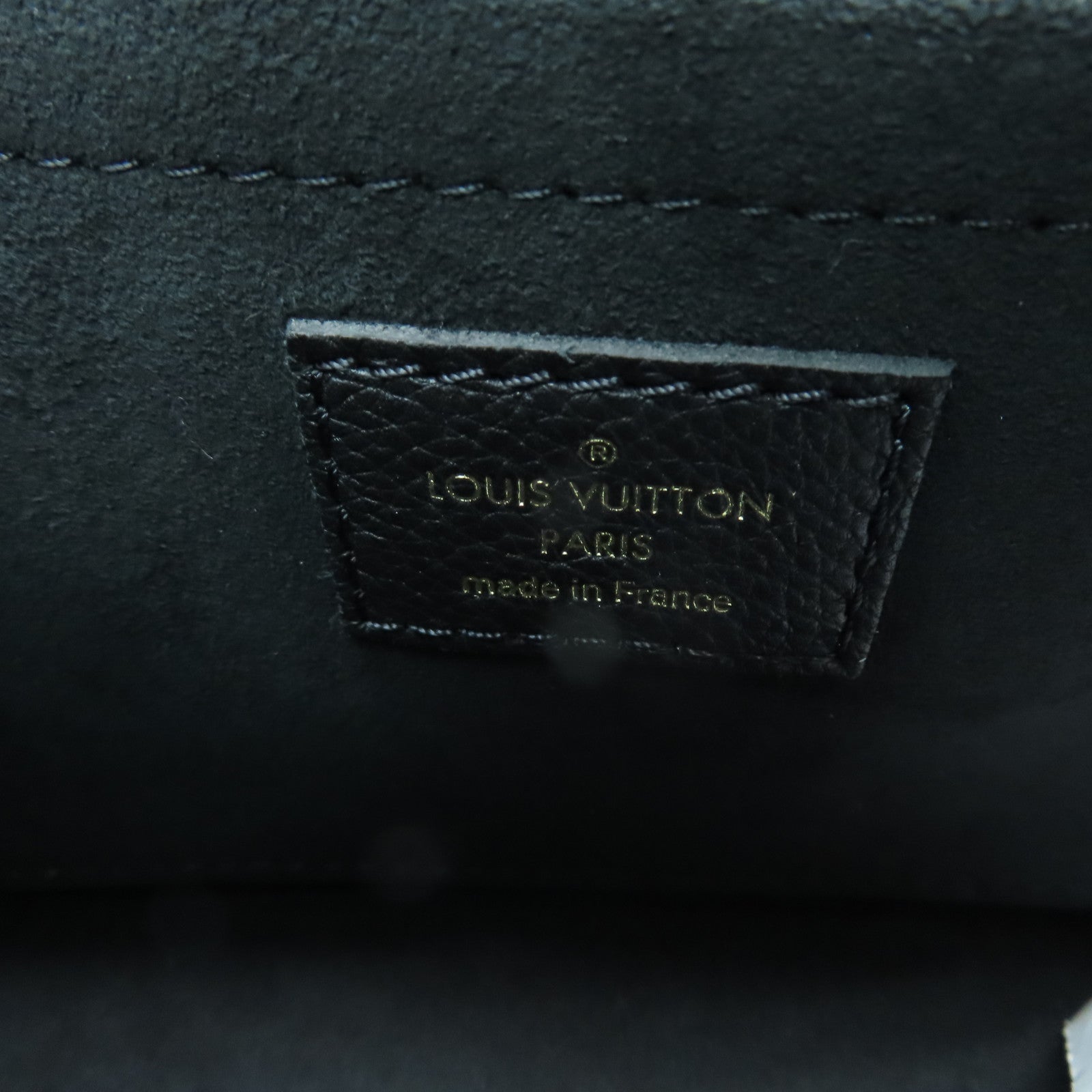 LOUIS VUITTON 牛皮皮革Lockme Tender金扣肩背袋黑色