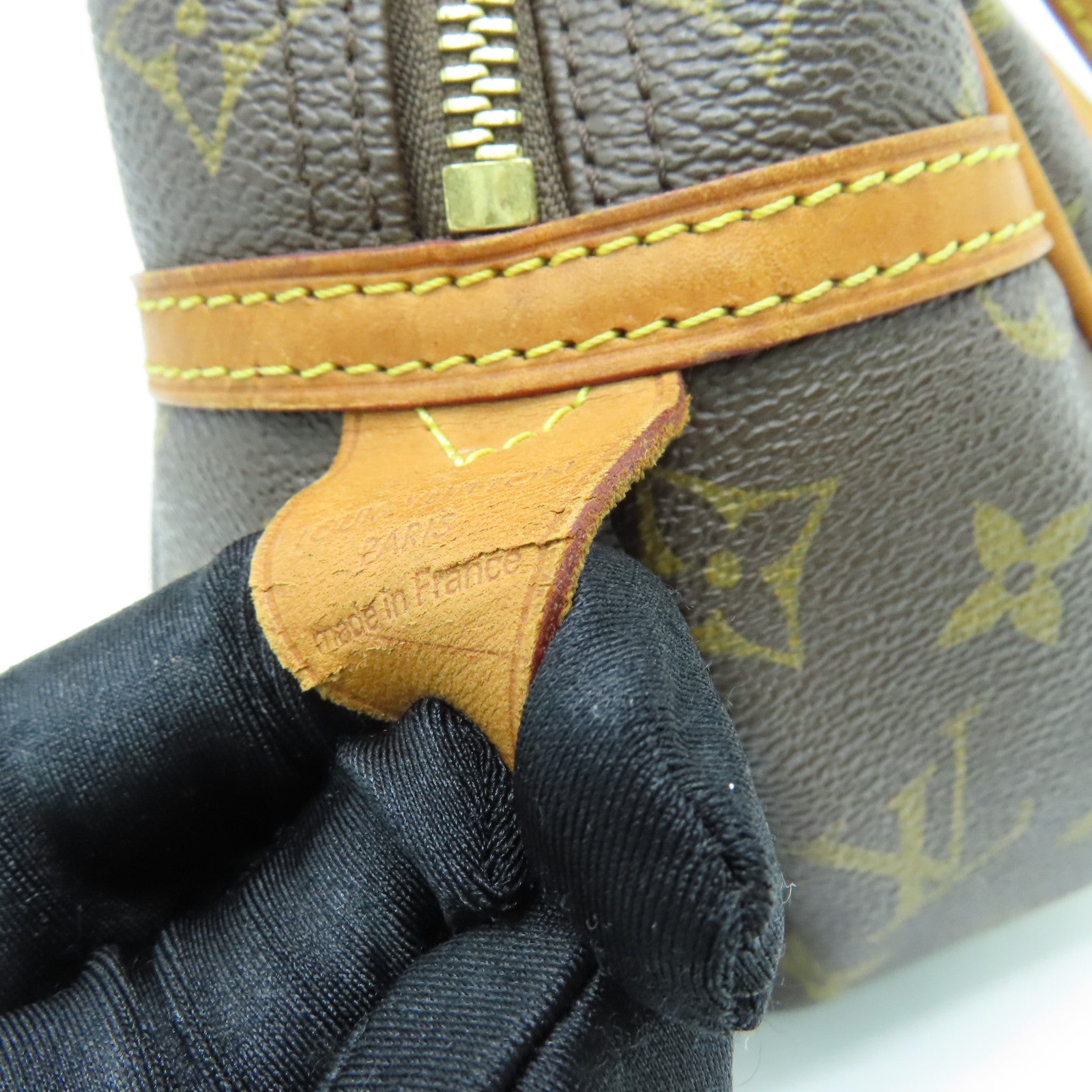LOUIS VUITTON Monogram Montorgueil PM Shoulder Bag金扣肩背袋啡色