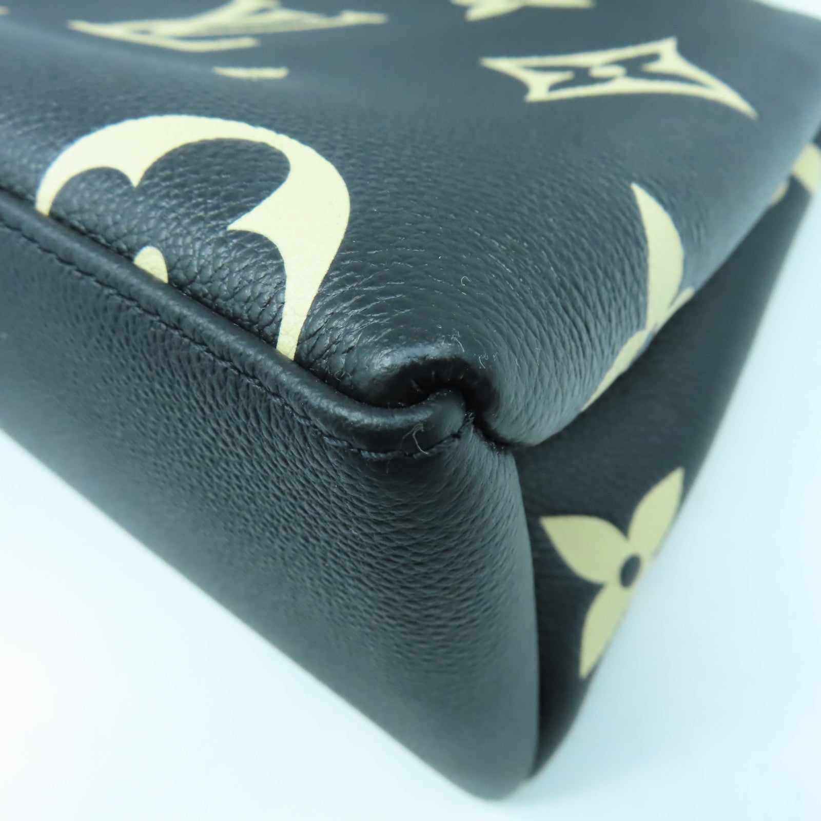 LOUIS VUITTON Monogram Empreinte Petit Palais金扣手挽肩背兩用袋黑色/米色