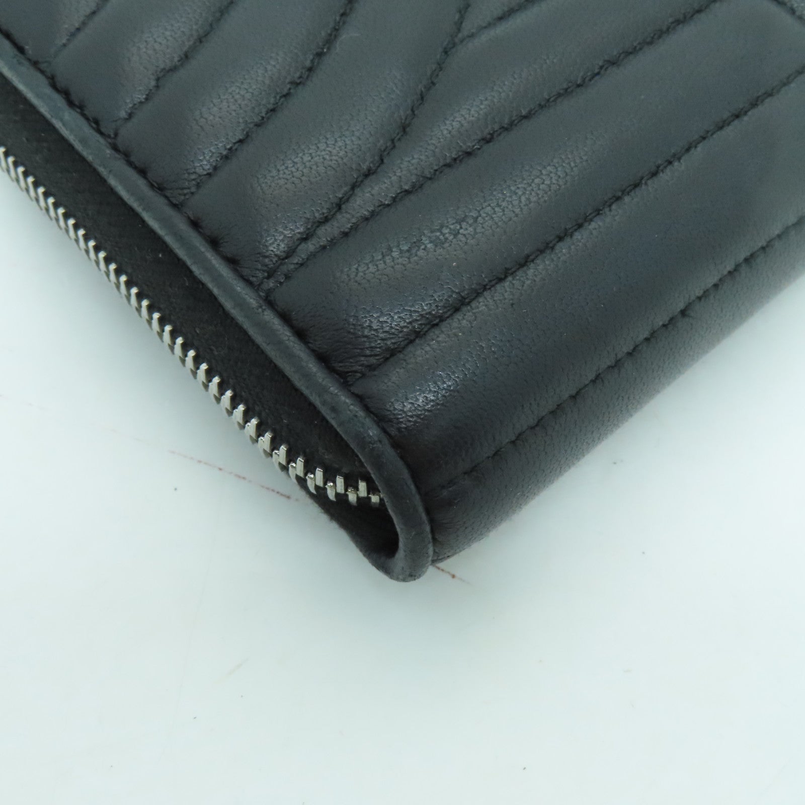 PRADA 牛皮皮革Long Wallet銀扣長錢包黑色