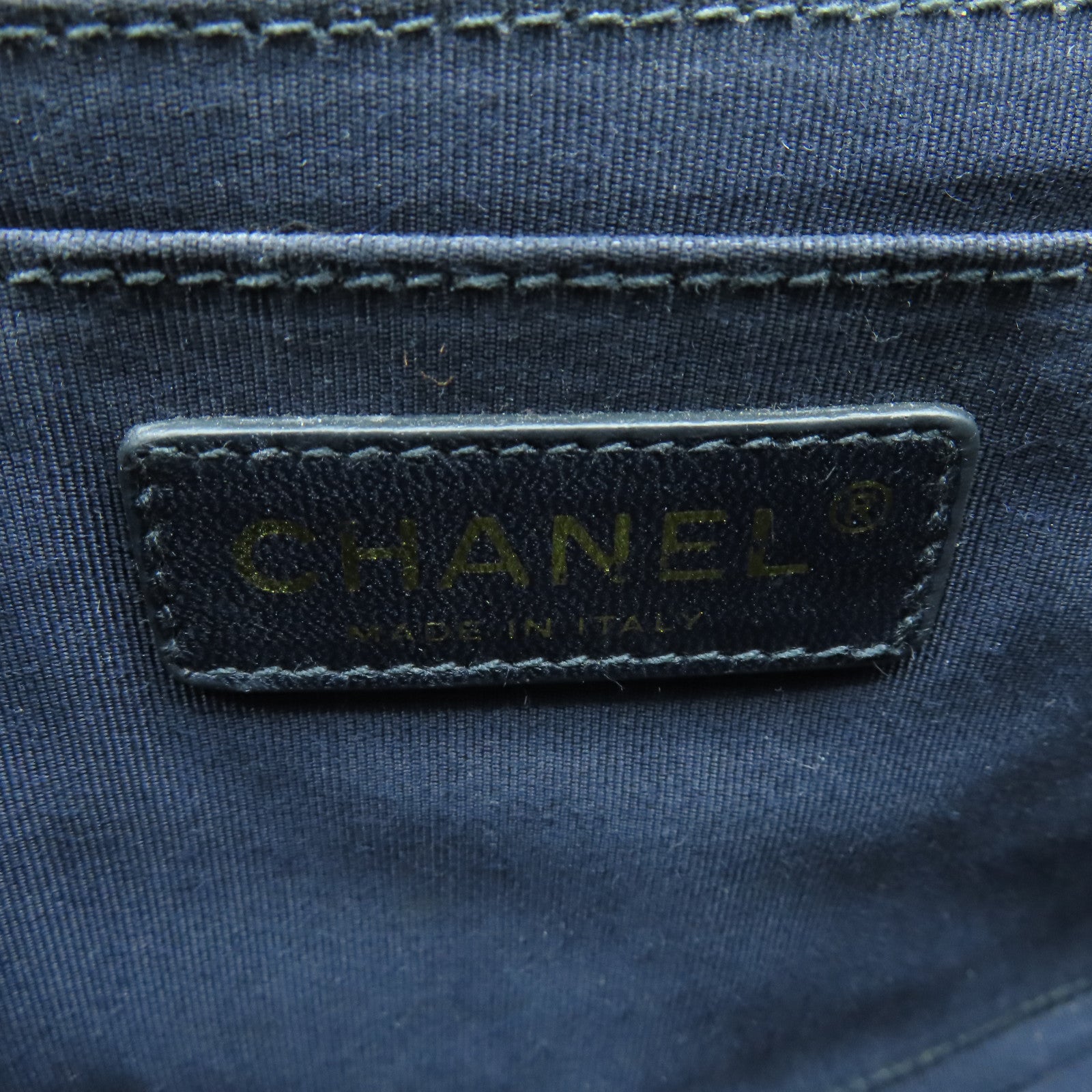 CHANEL 菱格漆皮皮革Chain Shoulder金扣鏈帶肩背袋深藍色