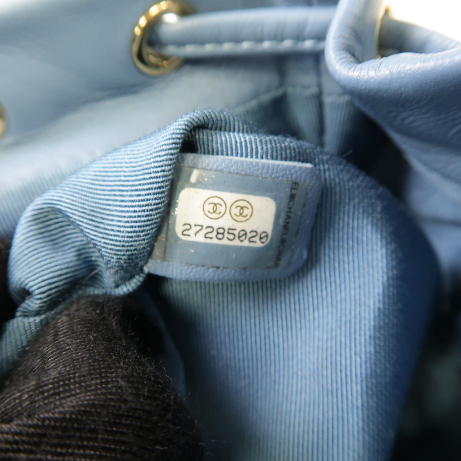 CHANEL 菱格牛皮皮革Backpack金扣背包藍色