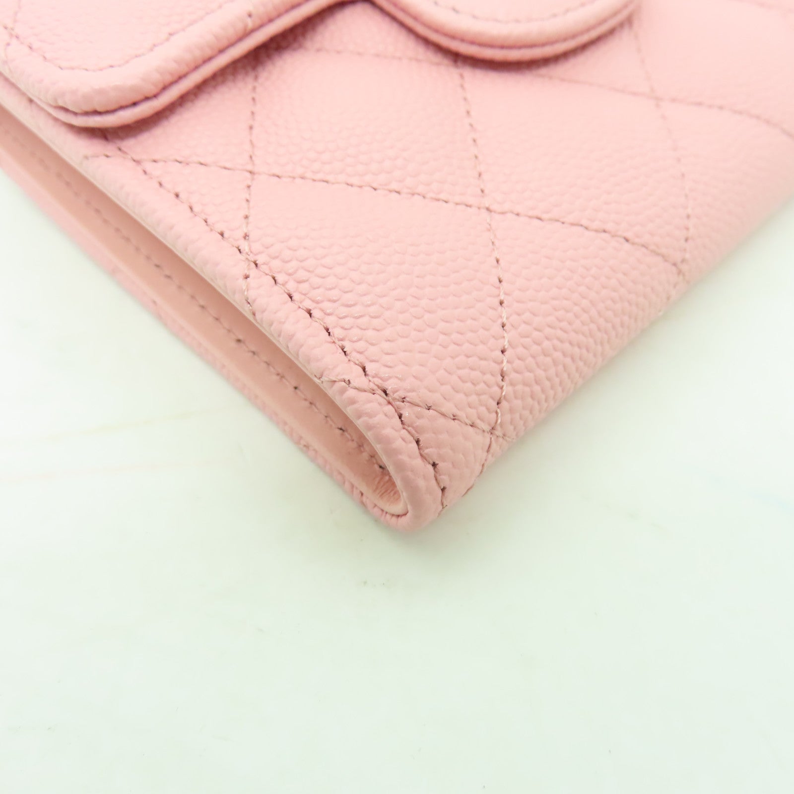 CHANEL Caviar皮革Wallet金扣錢包粉紅色