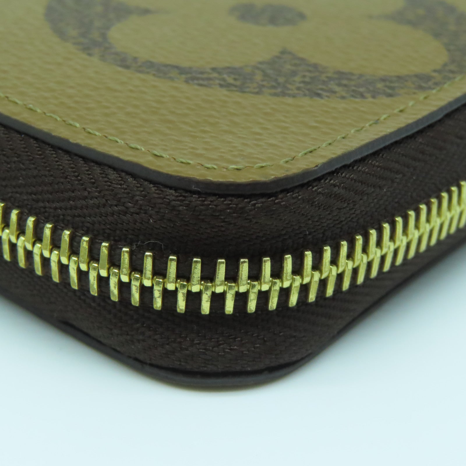LOUIS VUITTON Monogram Giant Reverse Zipper Long Wallet Gold Buckle Long Wallet Brown