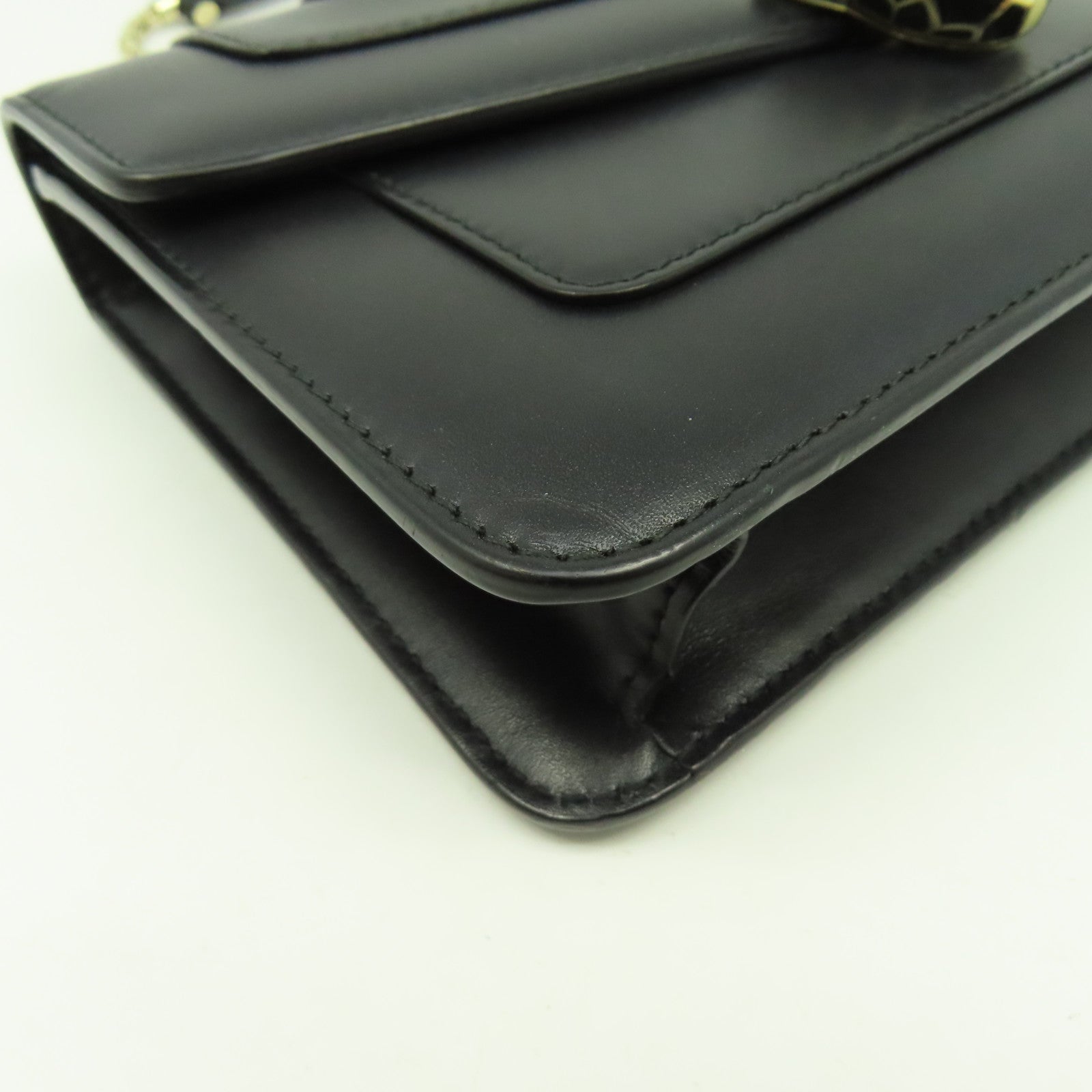 BVLGARI 牛皮皮革Chain Bag金扣鏈帶肩背袋黑色