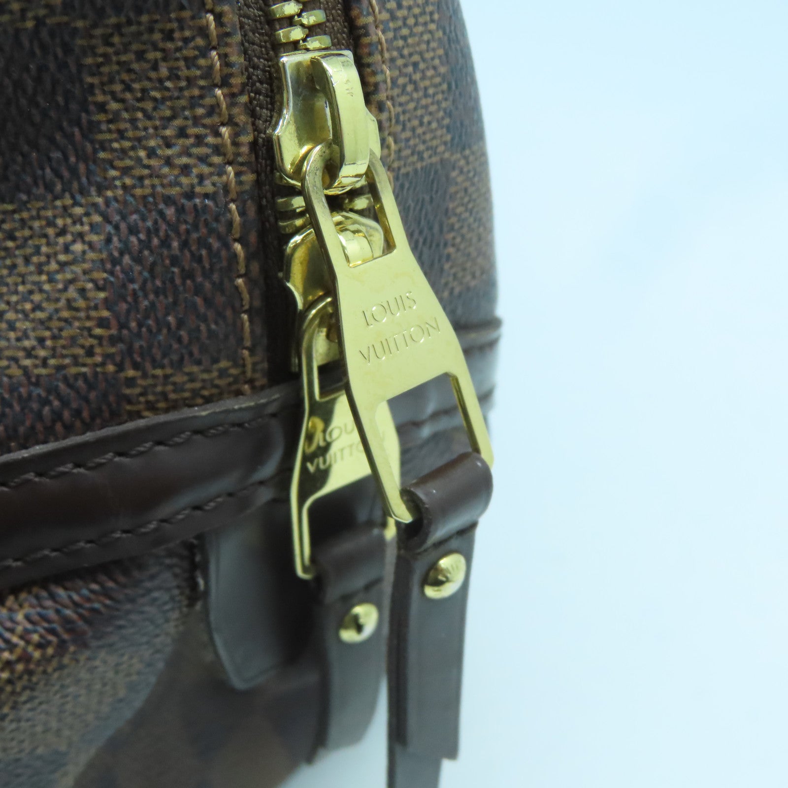LOUIS VUITTON 【激減優惠】Damier Ebene Belem MM金扣肩背袋啡色