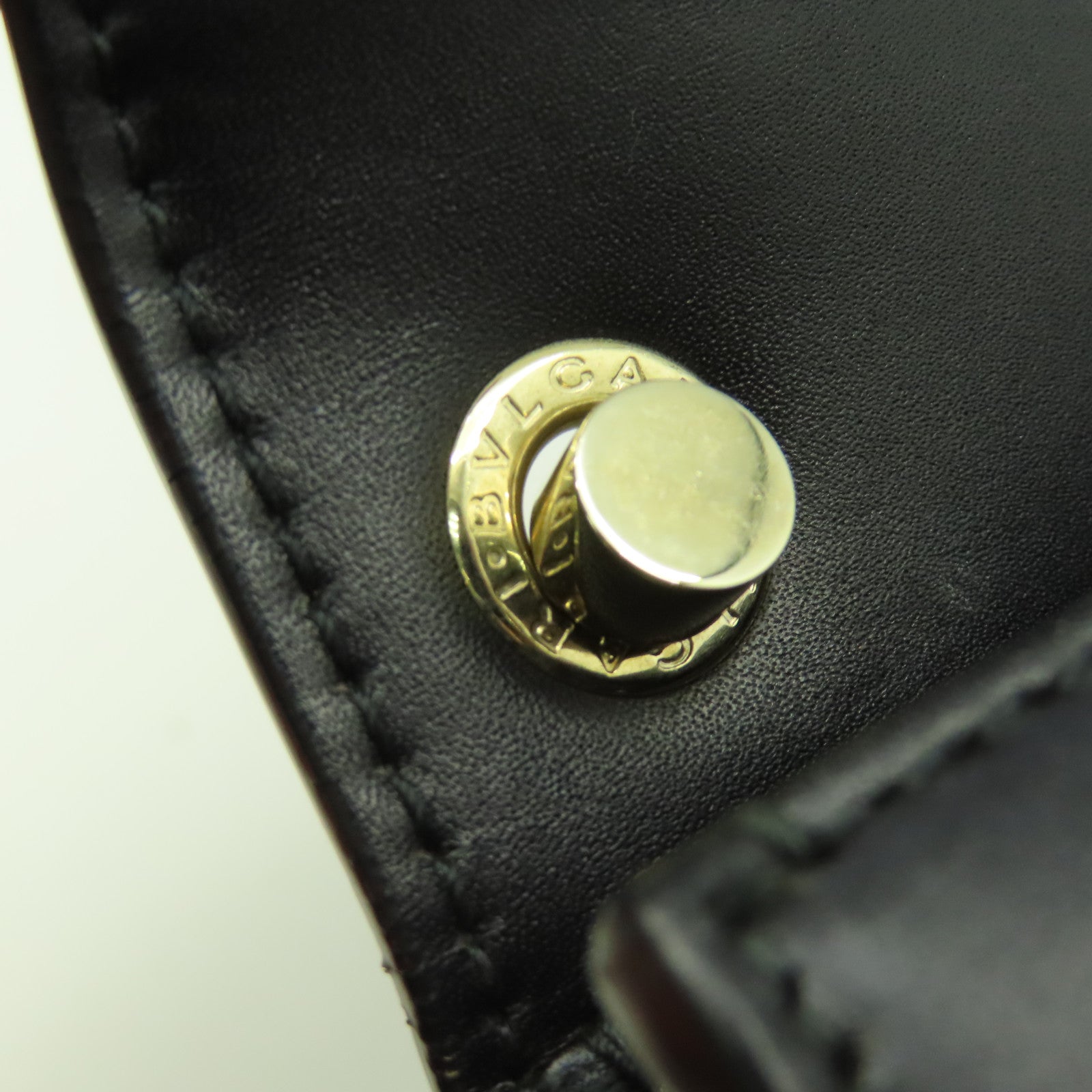 BVLGARI 牛皮皮革Chain Bag金扣鏈帶肩背袋黑色