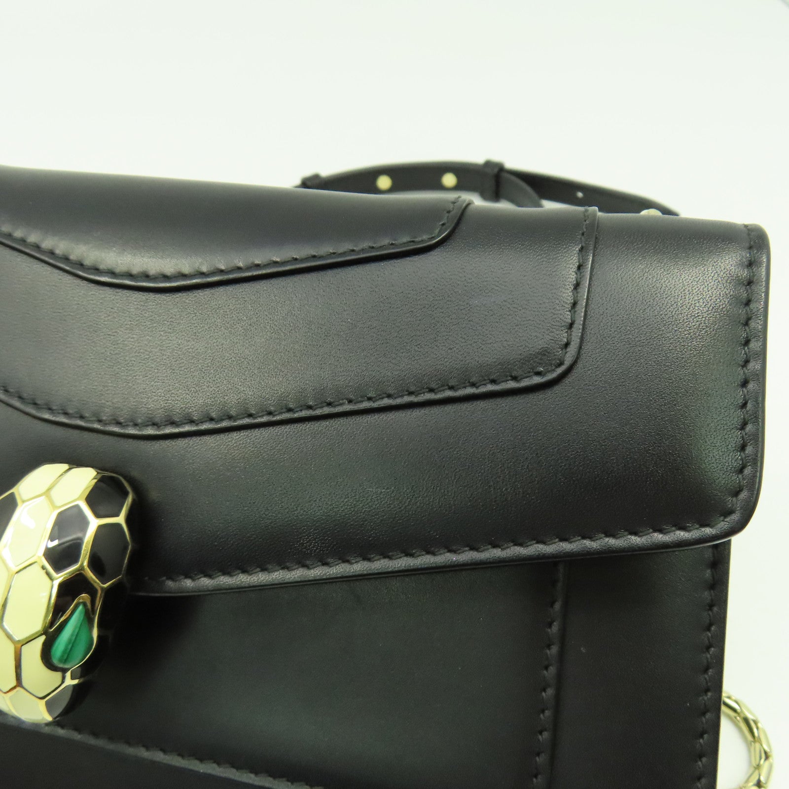 BVLGARI 牛皮皮革Chain Bag金扣鏈帶肩背袋黑色