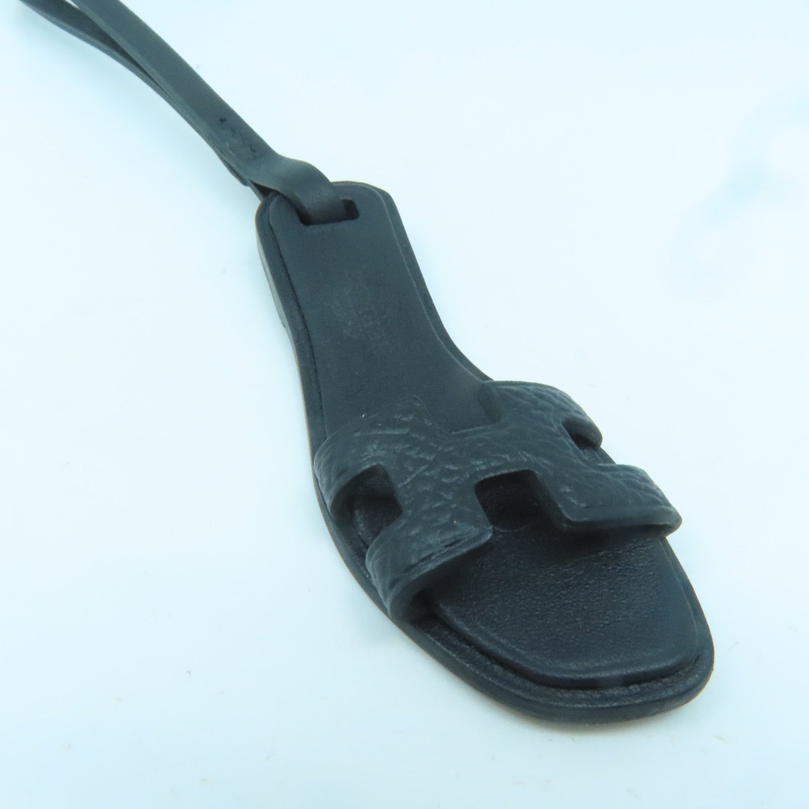 HERMES 皮革Oran Nano Charm掛飾黑色