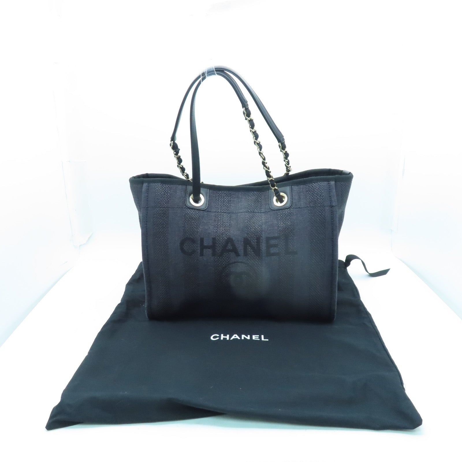 CHANEL 帆布Deauville Tote Bag金扣鏈帶肩背袋黑色