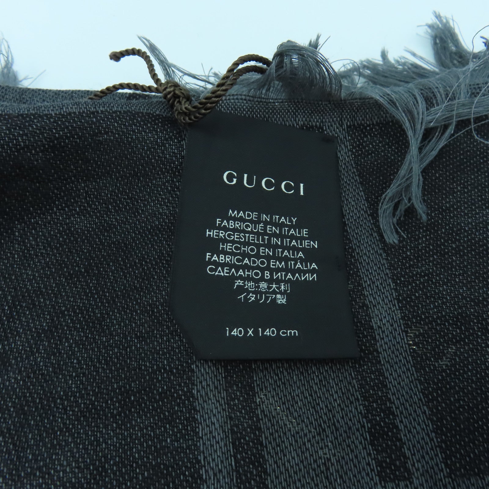 GUCCI 絲質/羊毛Scarf 140x140絲巾灰色
