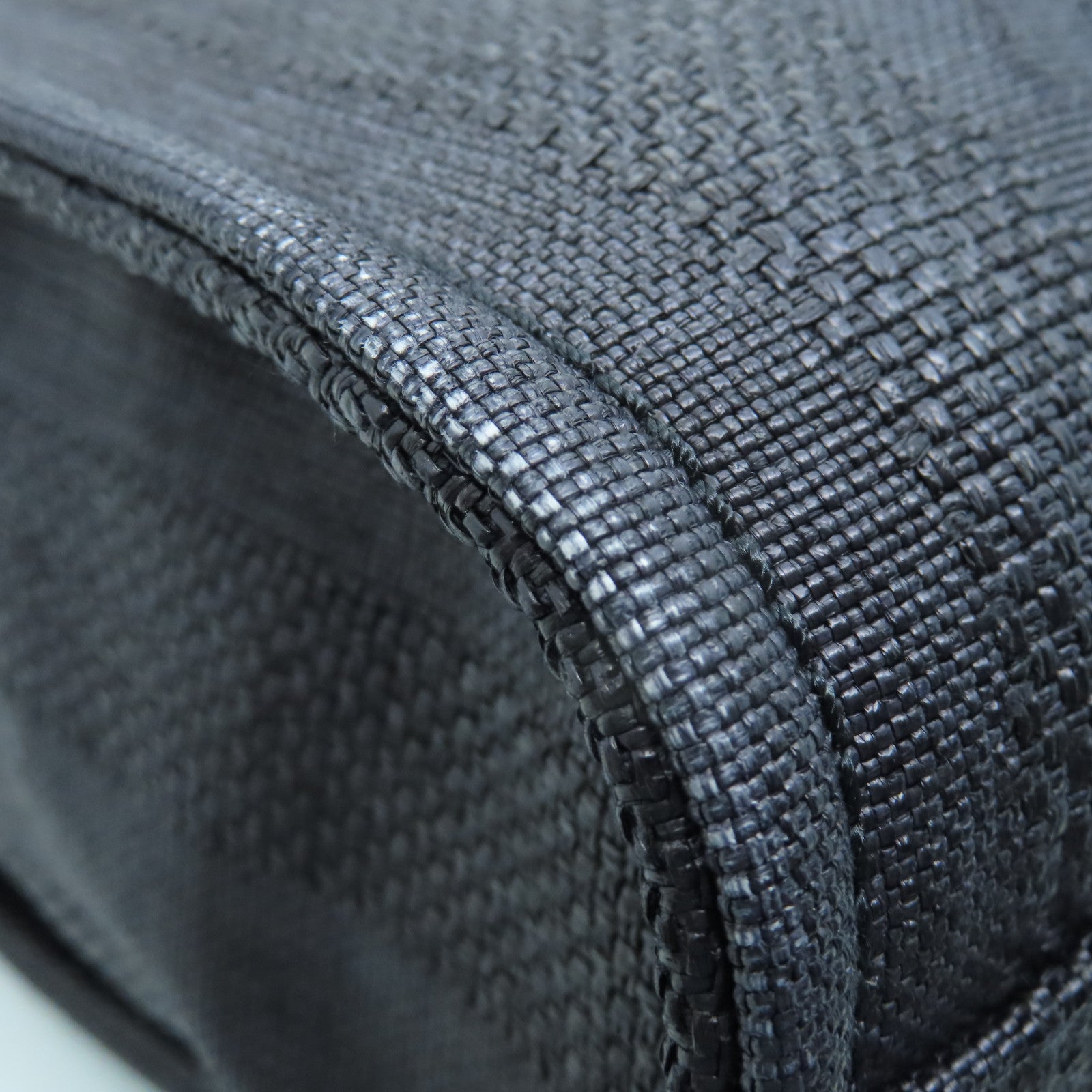 CHANEL 帆布Deauville Tote Bag金扣鏈帶肩背袋黑色