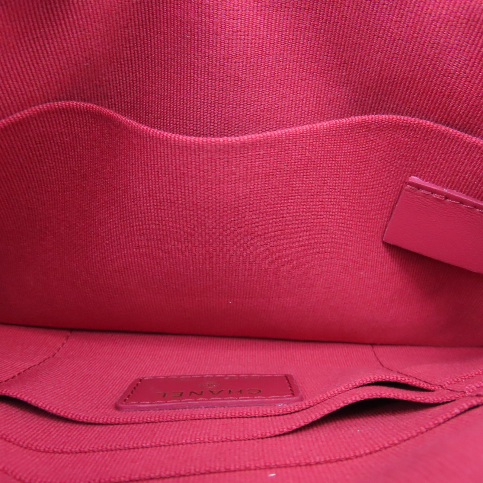 CHANEL 菱格羊皮皮革Pouch Wallet金扣手拿包黑色