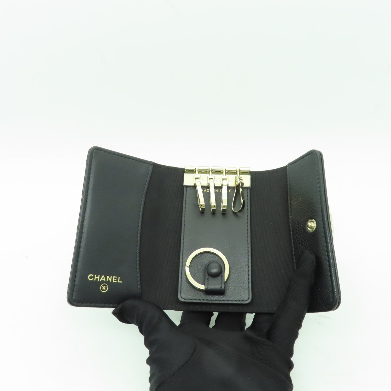 CHANEL 菱格Caviar皮革4 Key Holder Boy Flap金扣鎖匙包黒色