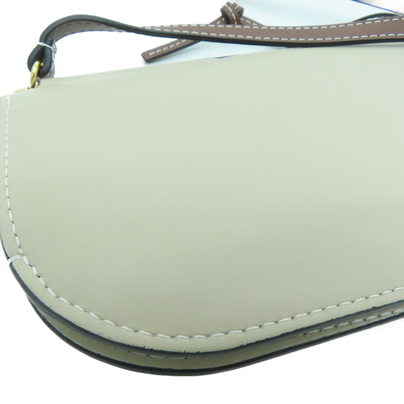 LOEWE 牛皮皮革Shoulder Bag金扣肩背袋蓝色米色