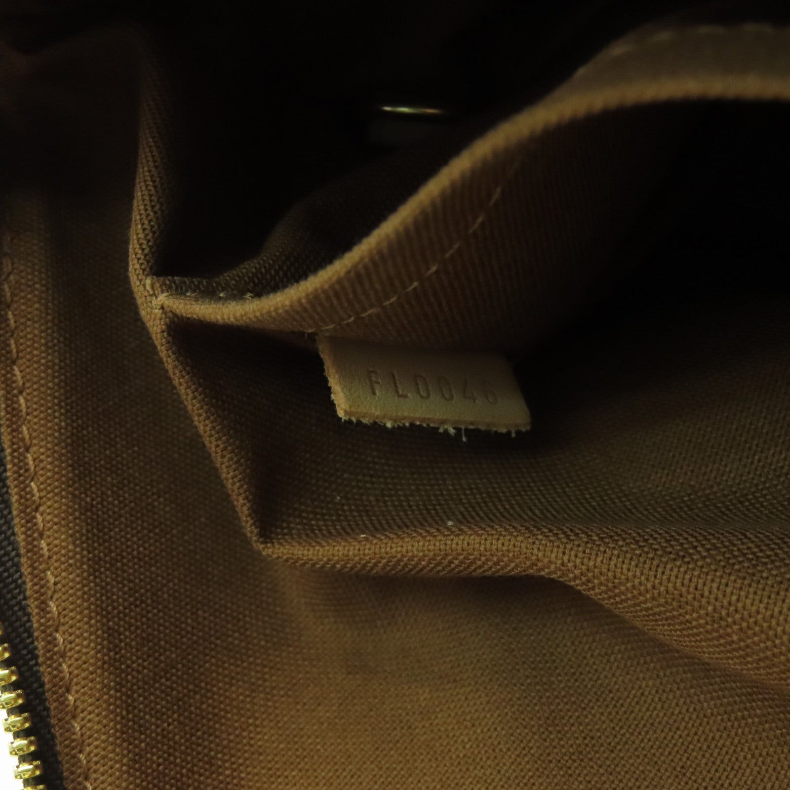 LOUIS VUITTON 【激減優惠】Monogram Lockit金扣手挽袋啡色
