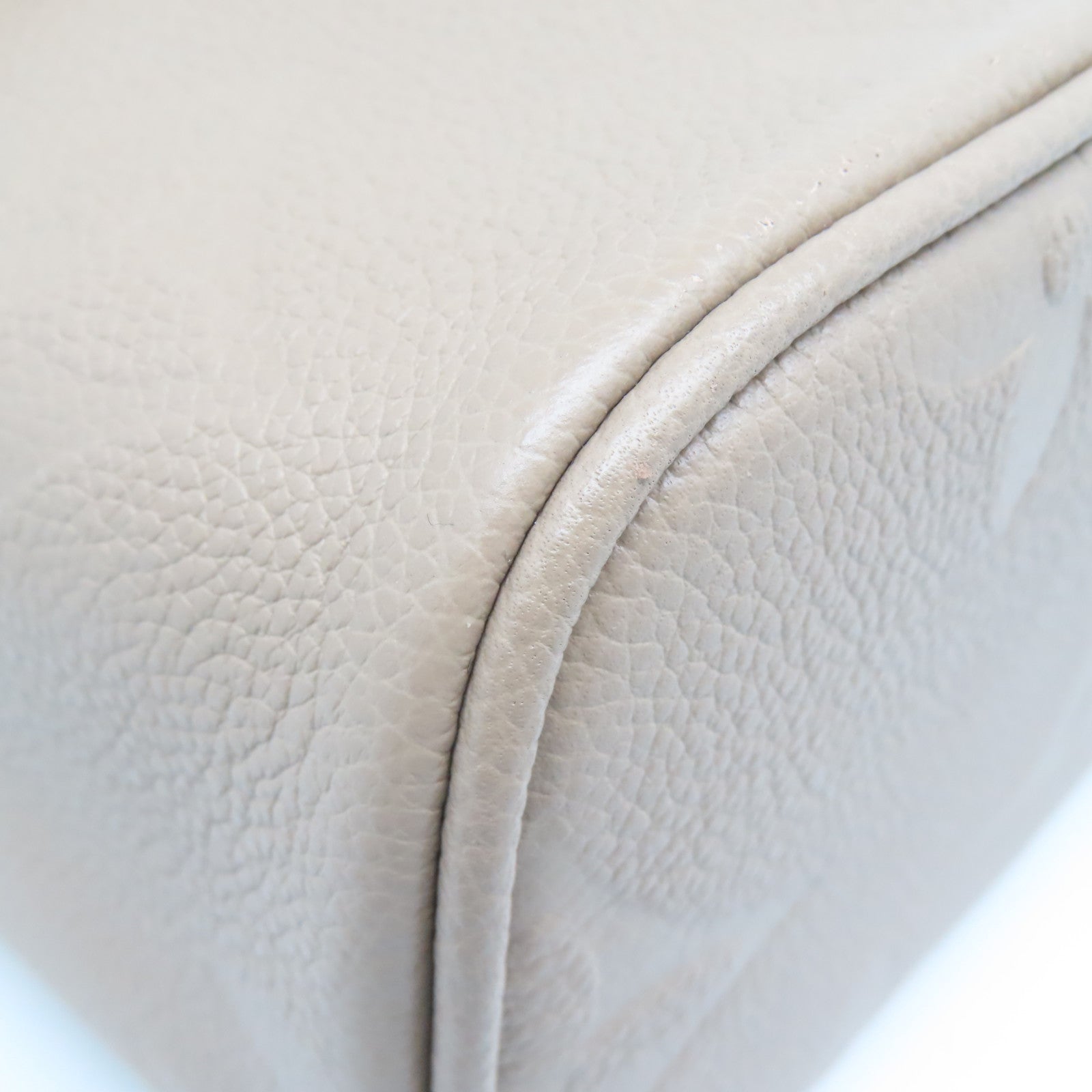 LOUIS VUITTON Monogram Empreinte Vanity PM金扣手挽肩背两用袋米色