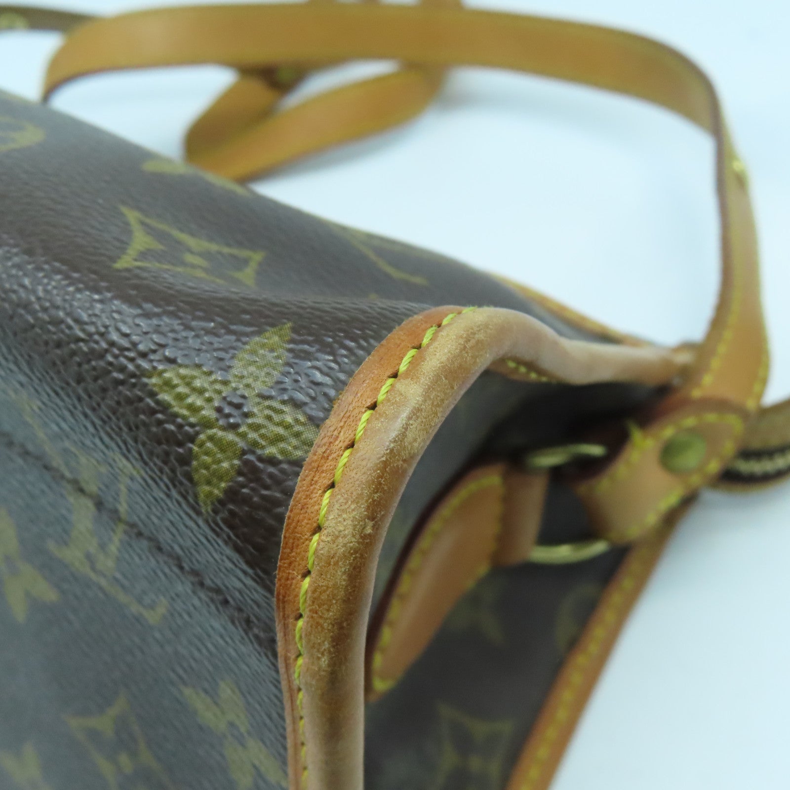 LOUIS VUITTON Monogram Popincourt Long Shoulder Bag金扣肩背袋啡色