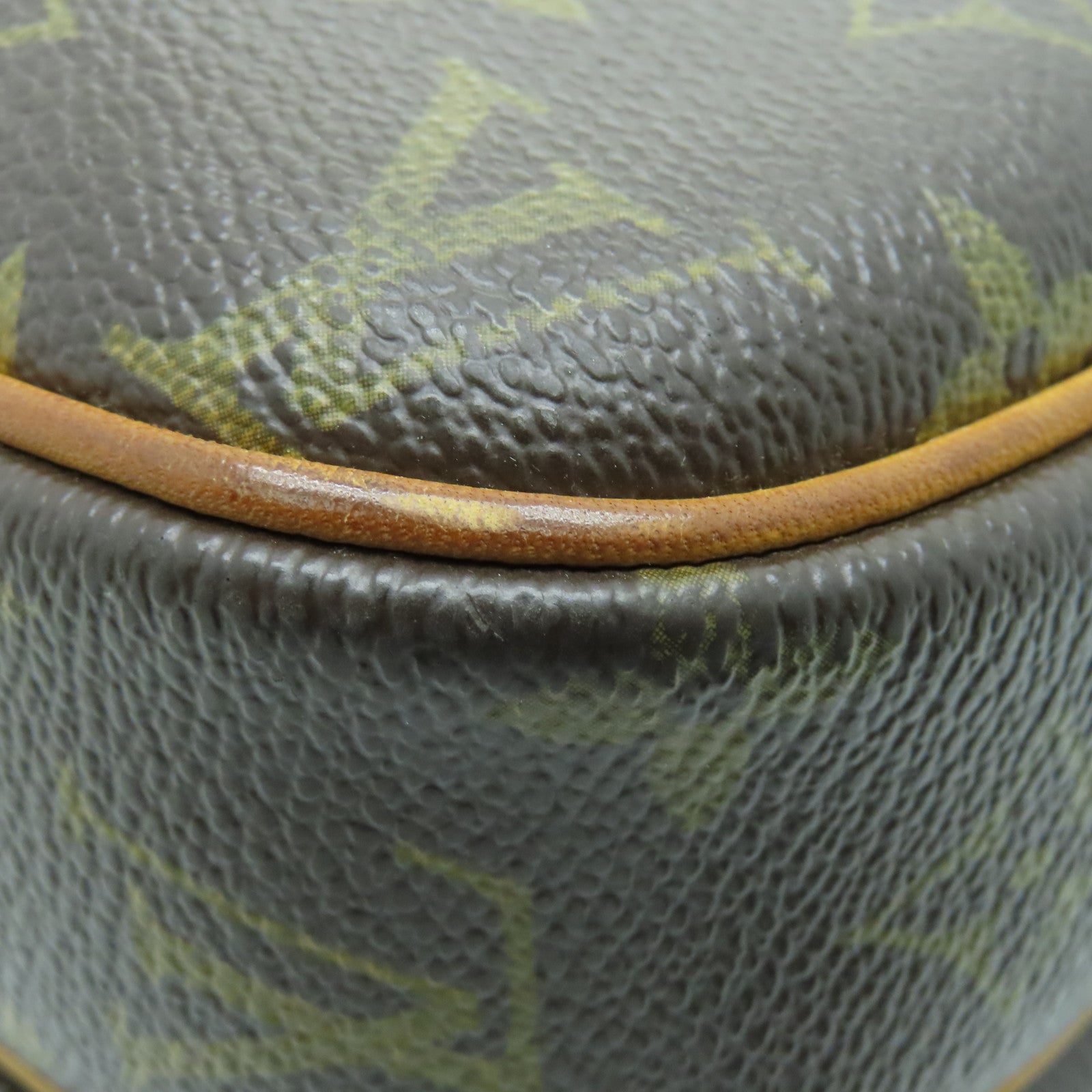 LOUIS VUITTON Monogram Reporter金扣肩背袋啡色
