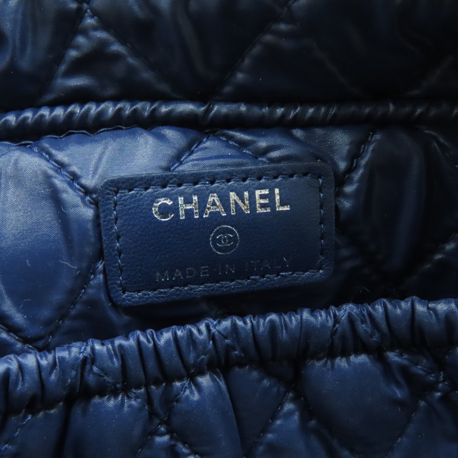 CHANEL 菱格羊皮皮革Pouch銀扣手提包深藍色
